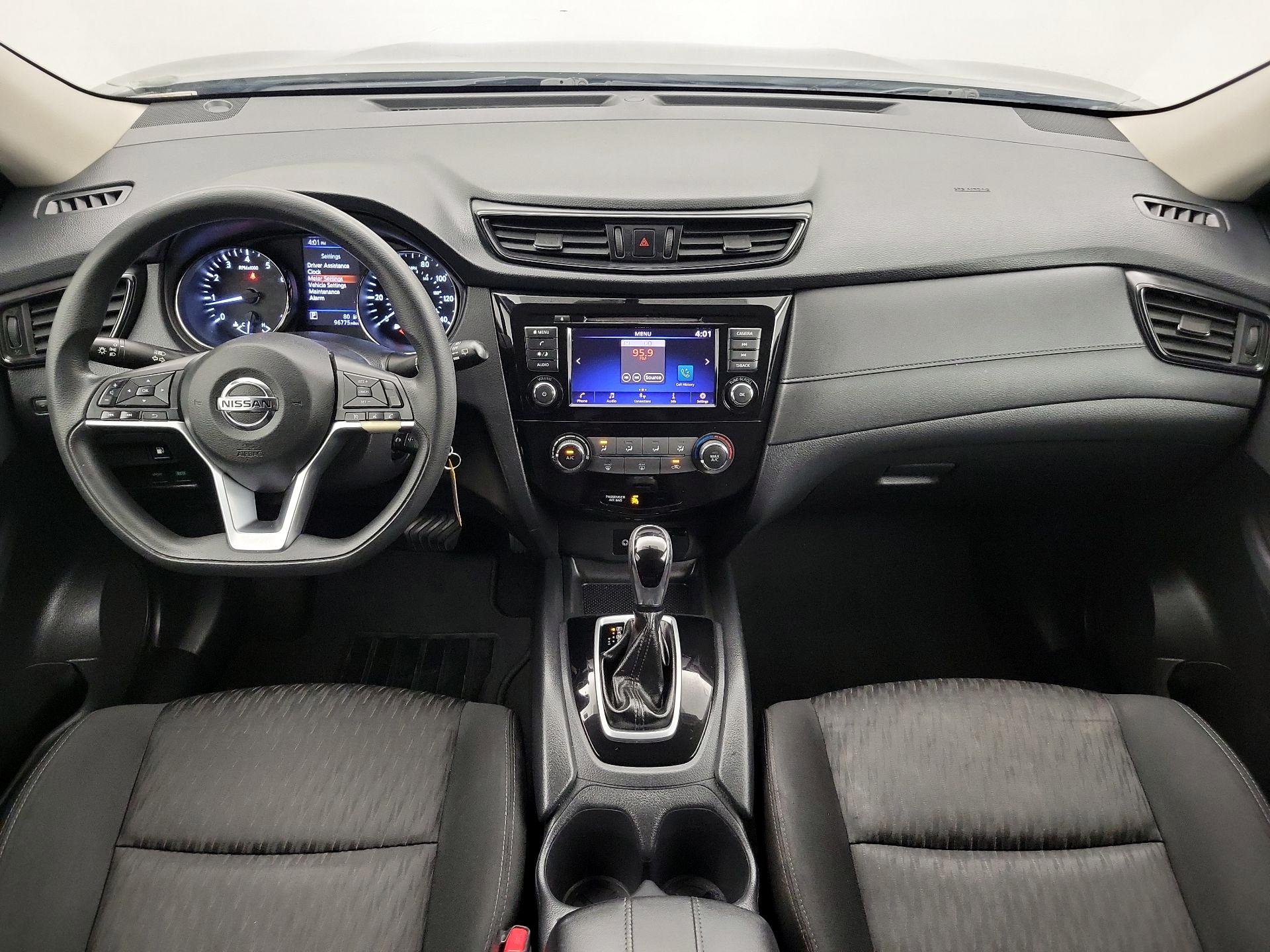 Thumbnail: 2018 Nissan Rogue - 9