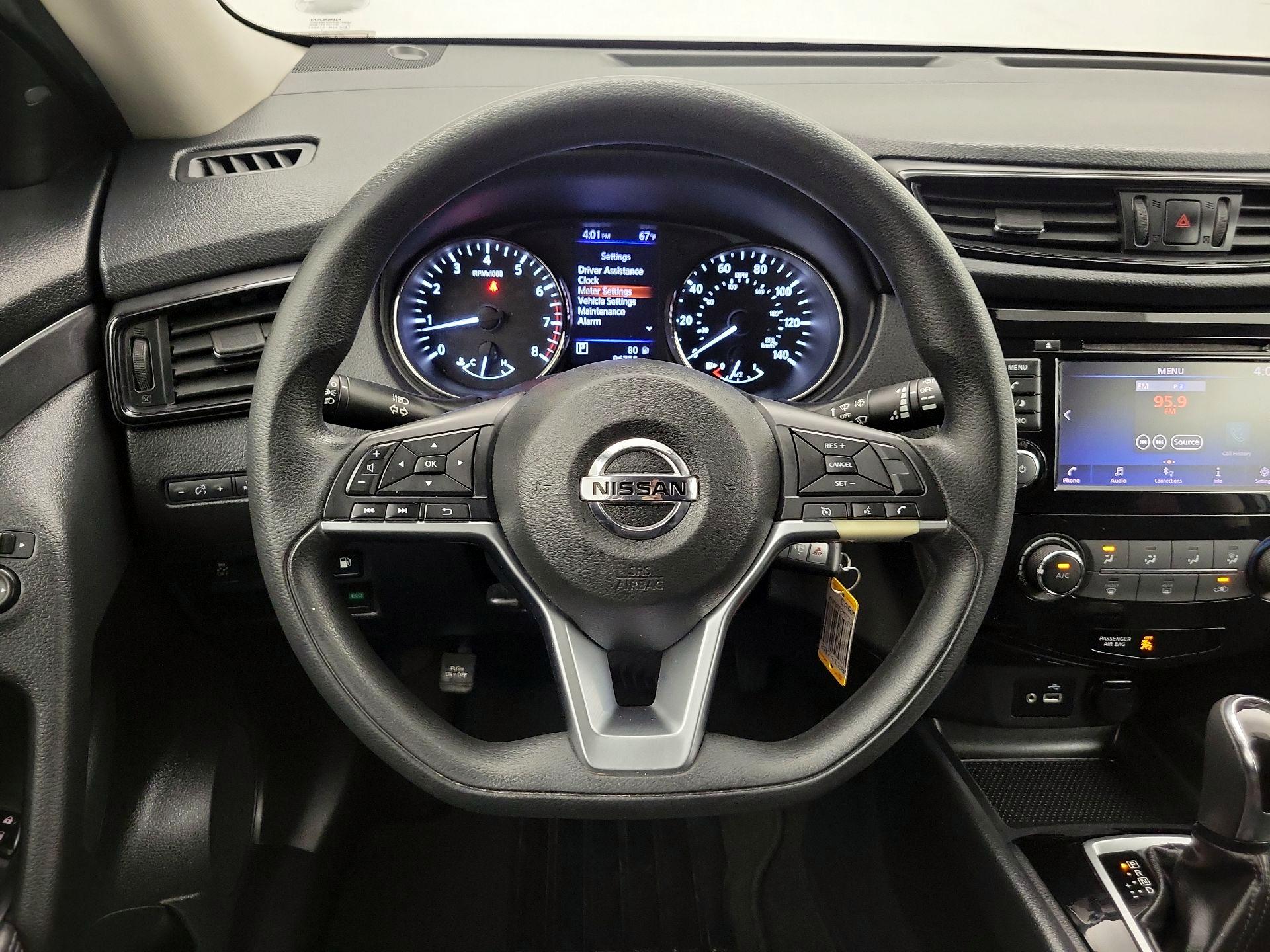 Thumbnail: 2018 Nissan Rogue - 10