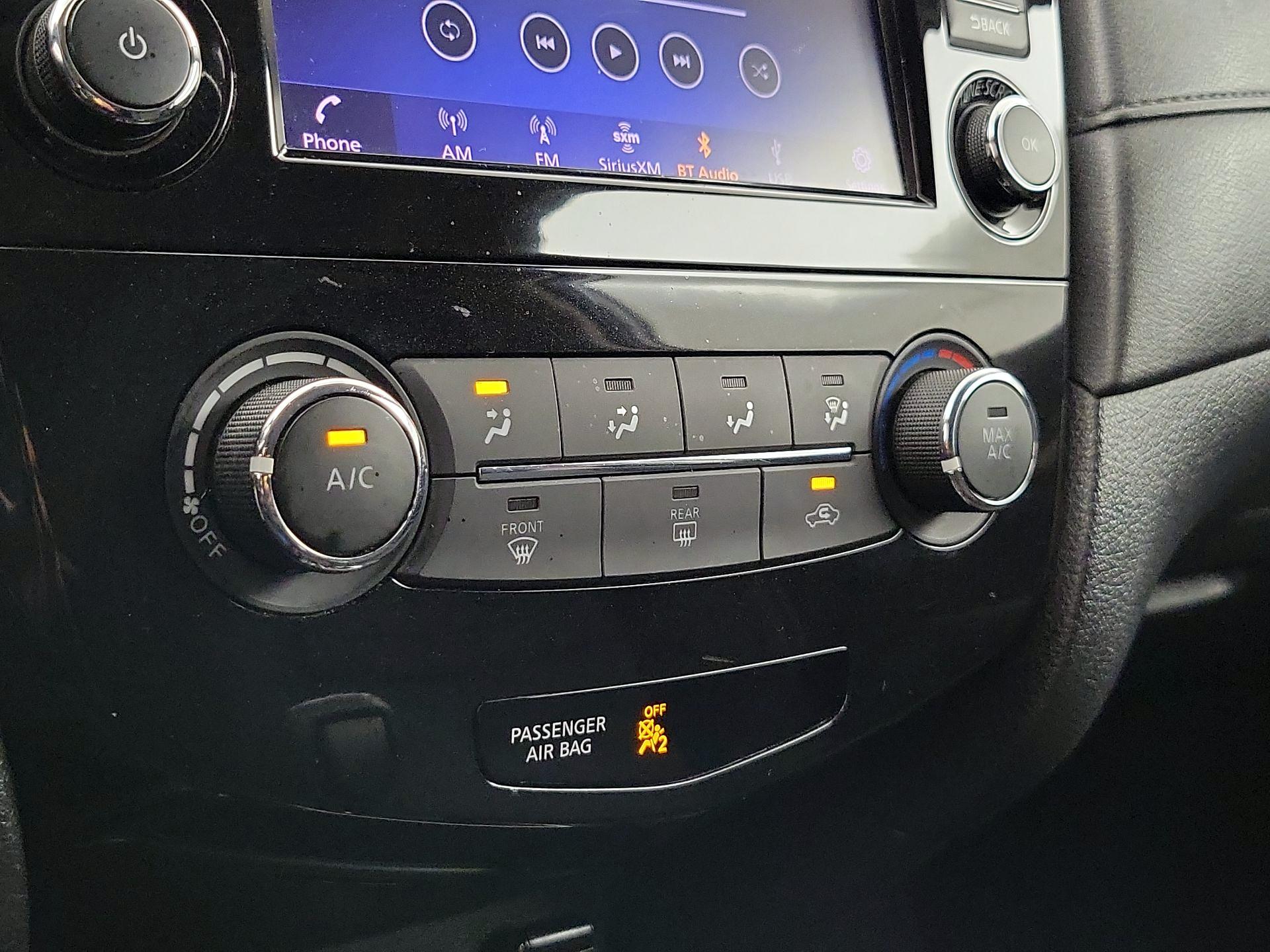 Thumbnail: 2018 Nissan Rogue - 16