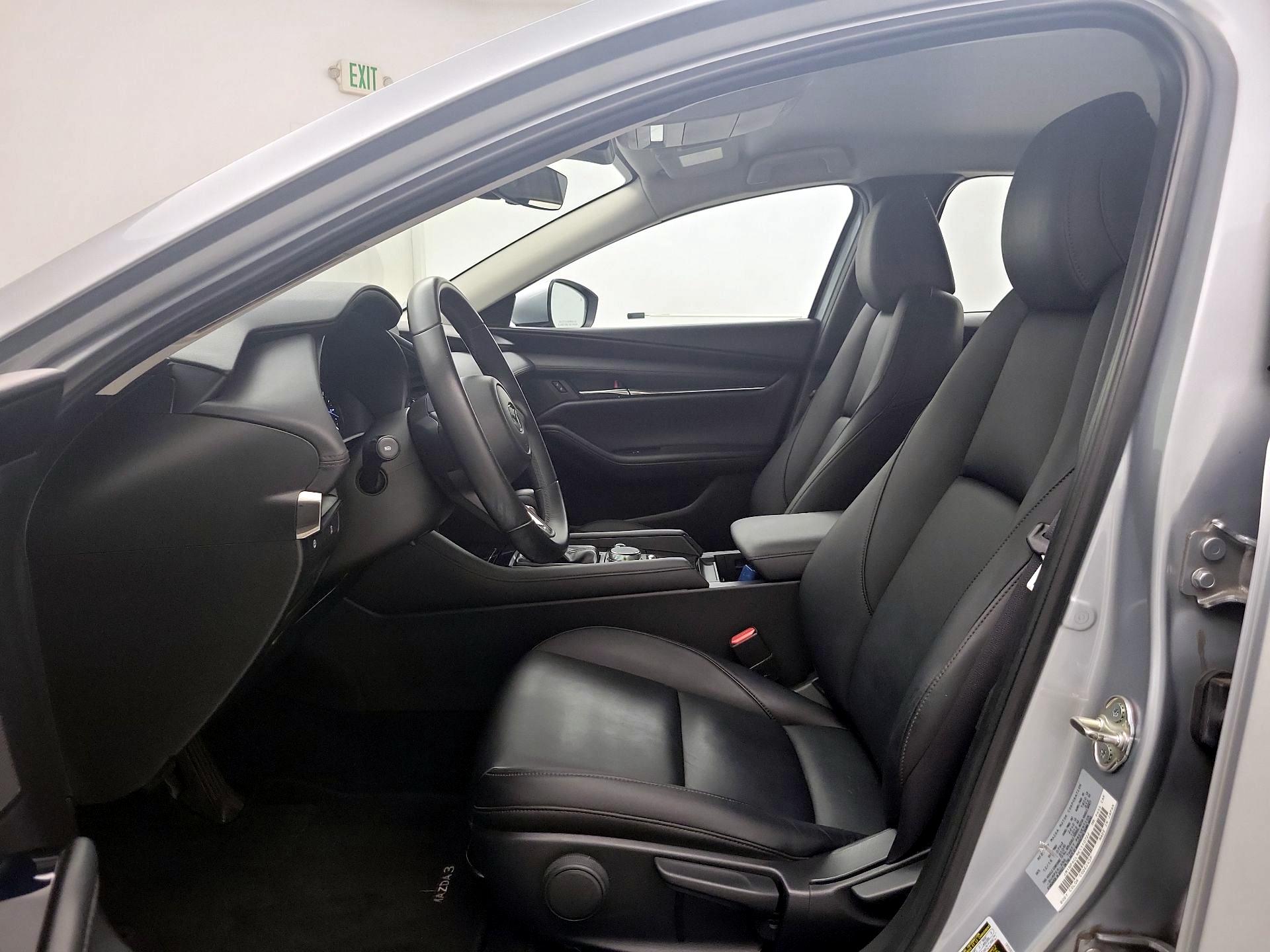 Thumbnail: 2019 Mazda Mazda3 - 11
