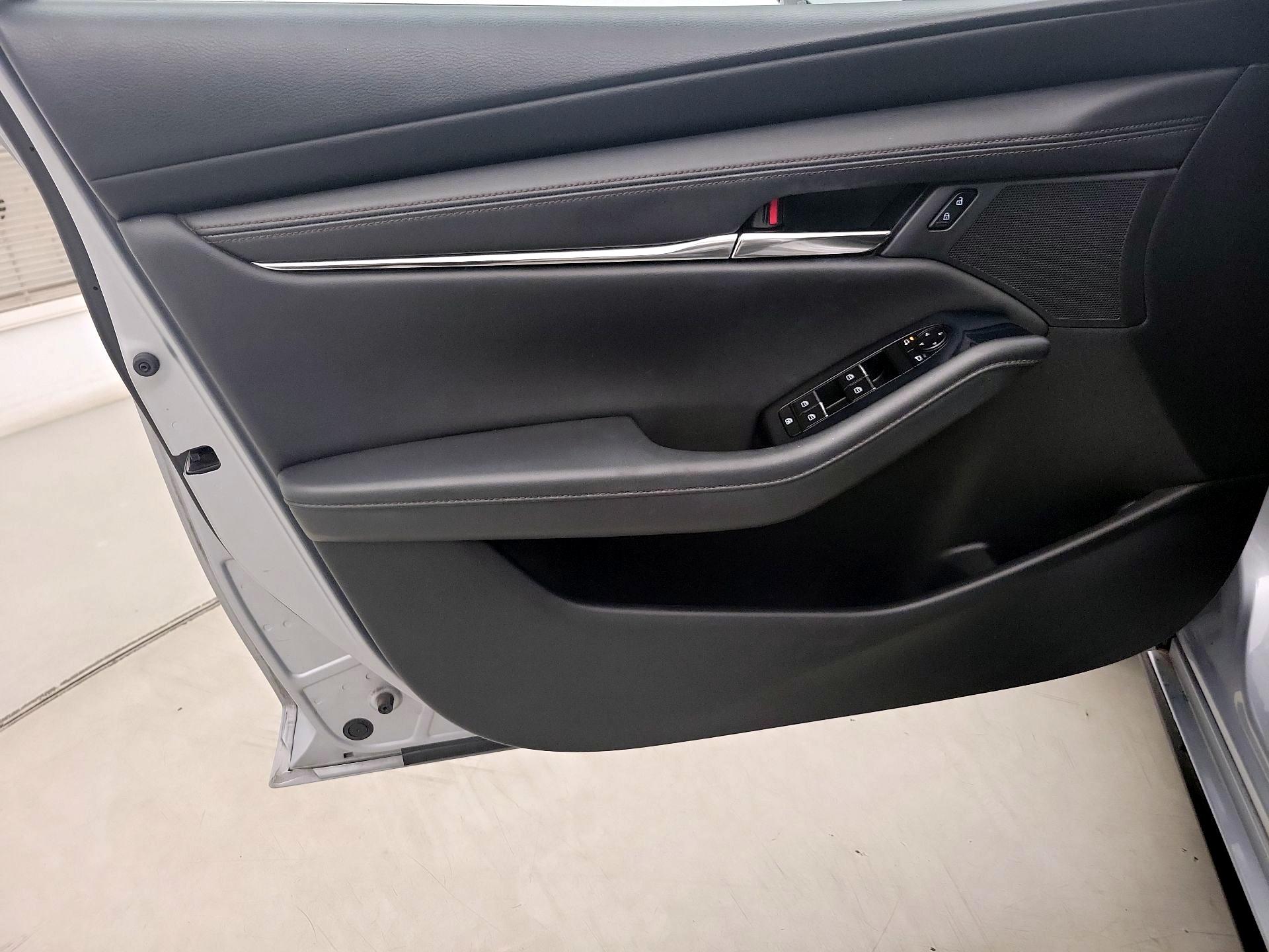 Thumbnail: 2019 Mazda Mazda3 - 12