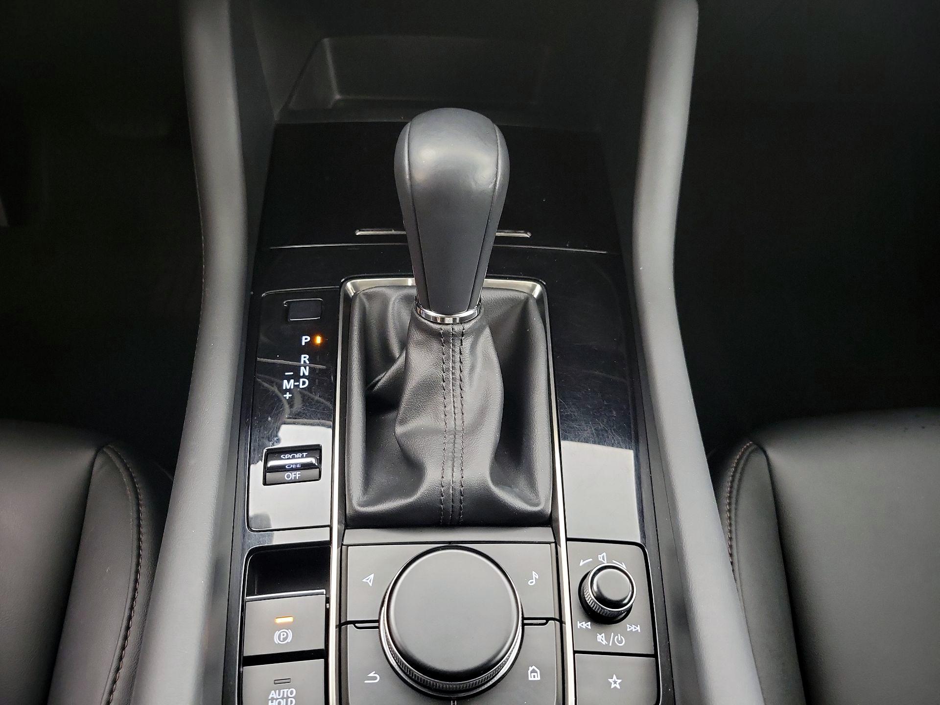 Thumbnail: 2019 Mazda Mazda3 - 17