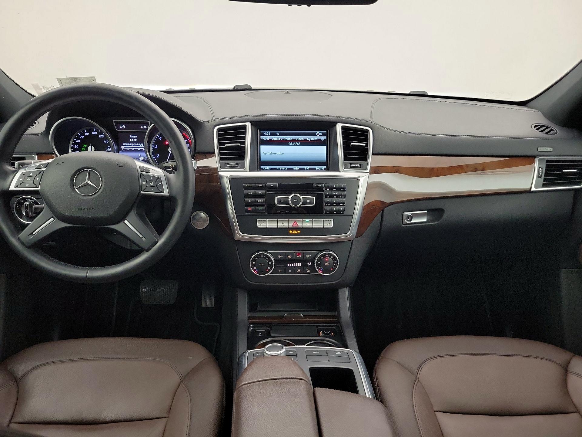 Thumbnail: 2016 Mercedes-Benz GL-Class - 9