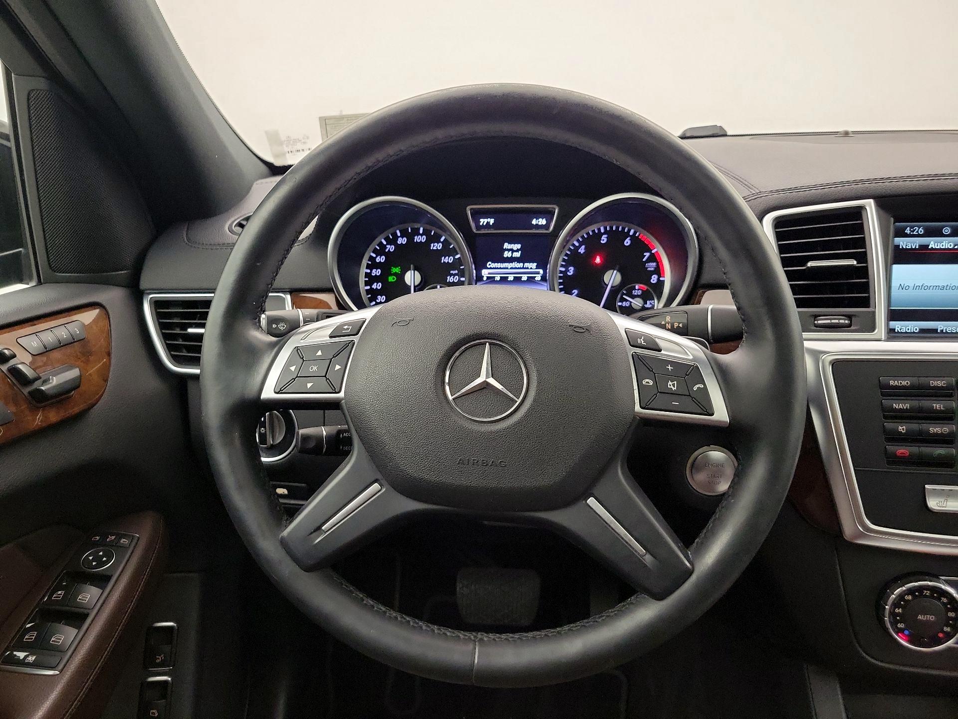 Thumbnail: 2016 Mercedes-Benz GL-Class - 10