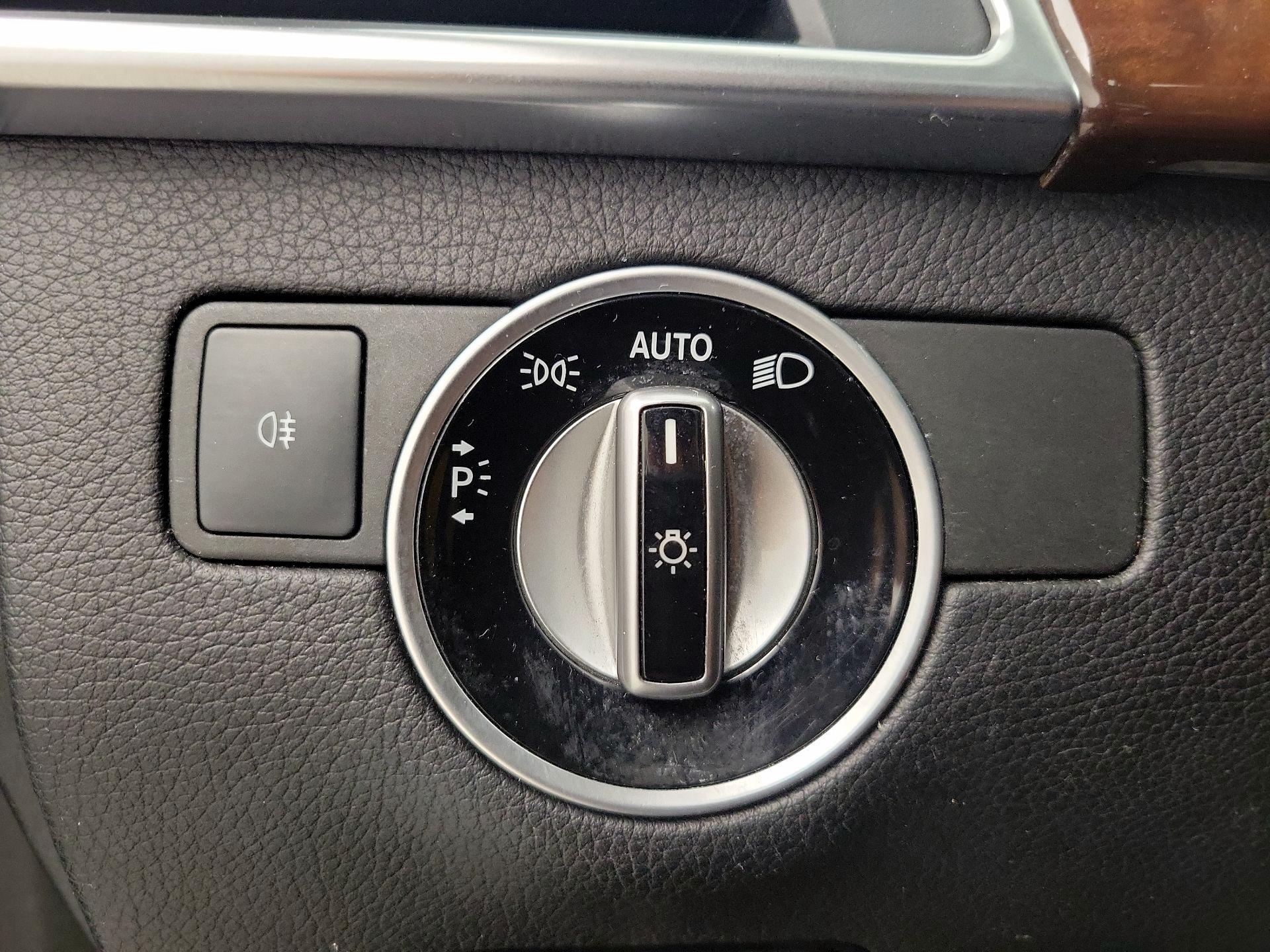 Thumbnail: 2016 Mercedes-Benz GL-Class - 13