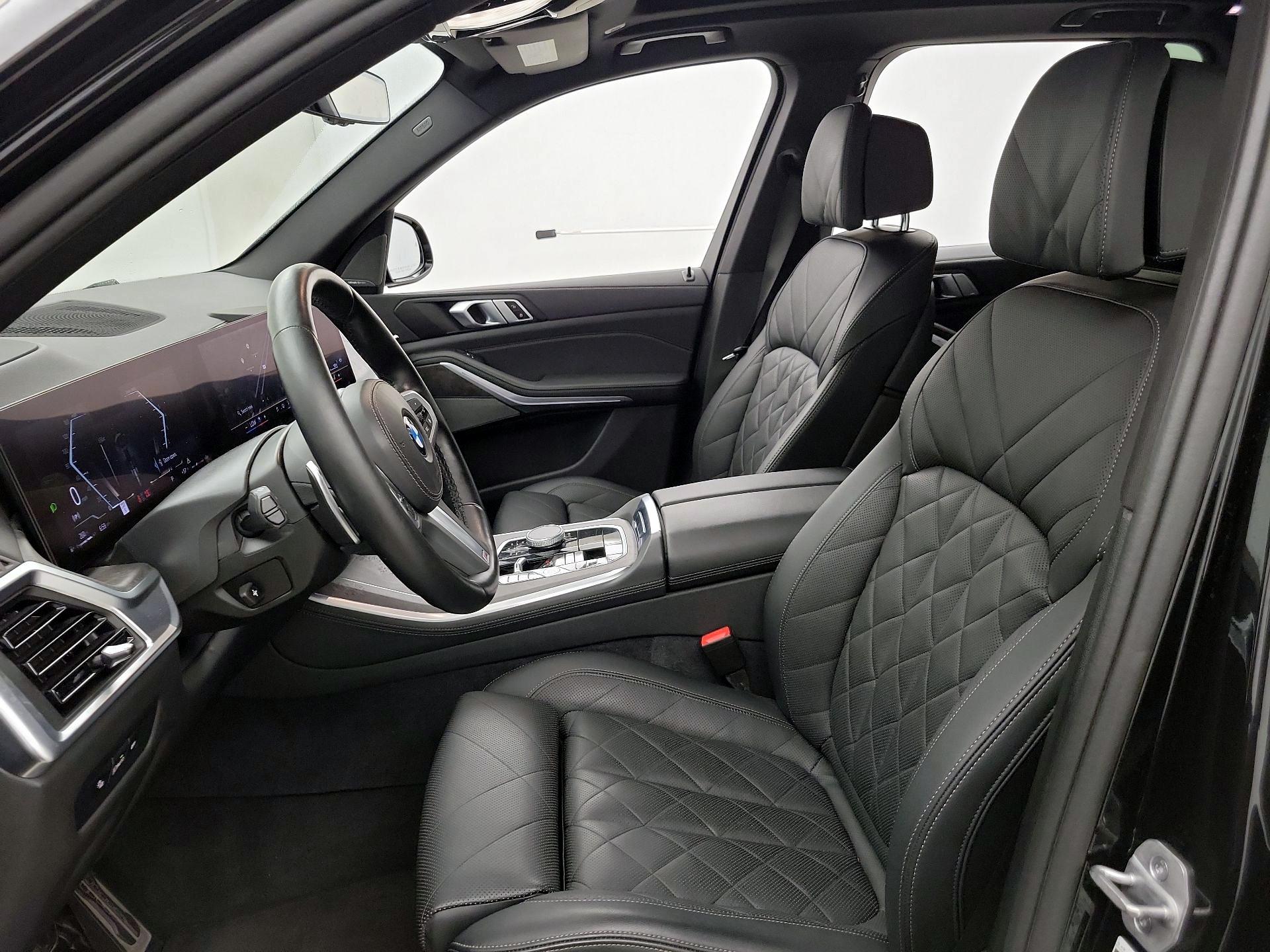 Thumbnail: 2025 BMW X5 - 11