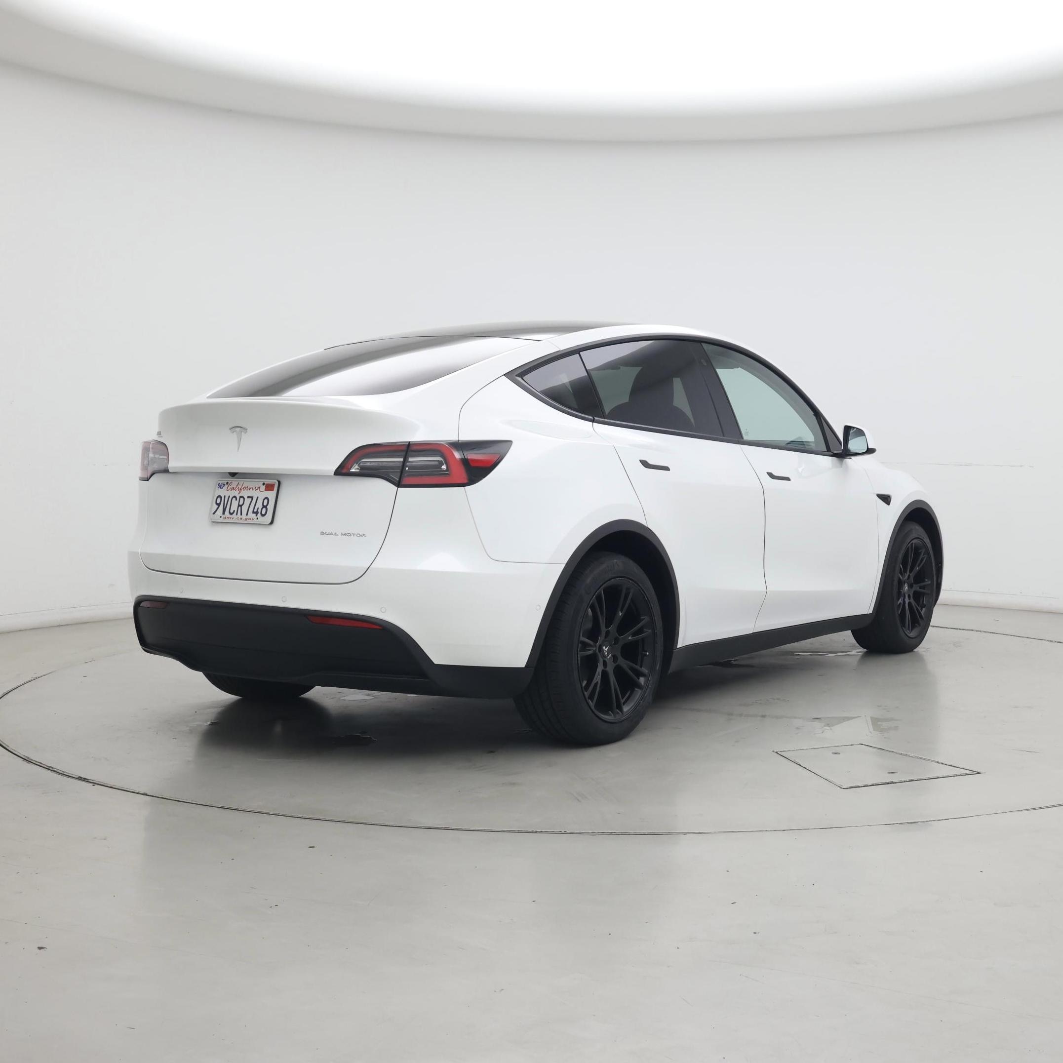 Thumbnail: 2020 Tesla Model Y - 8