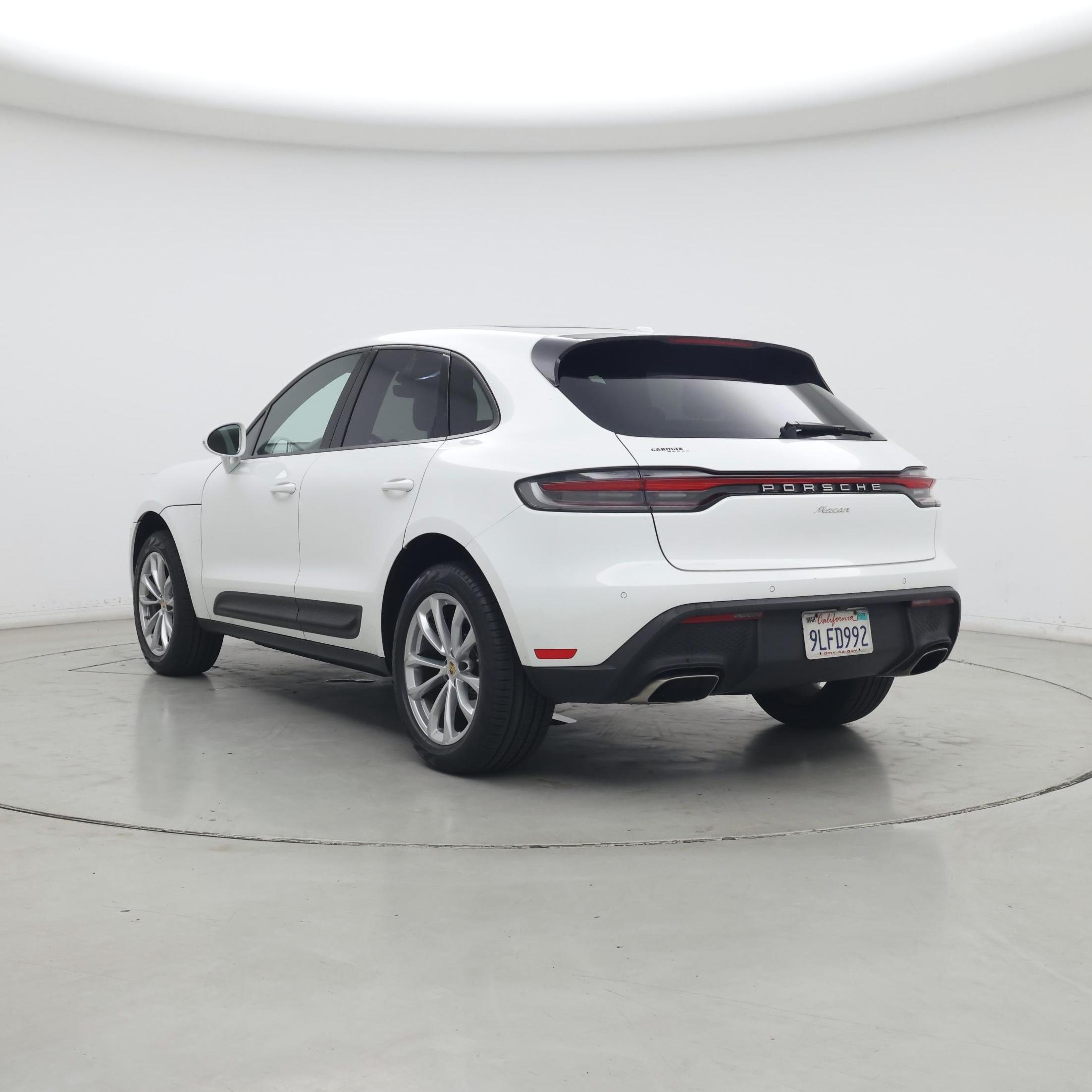 Thumbnail: 2024 Porsche Macan - 2