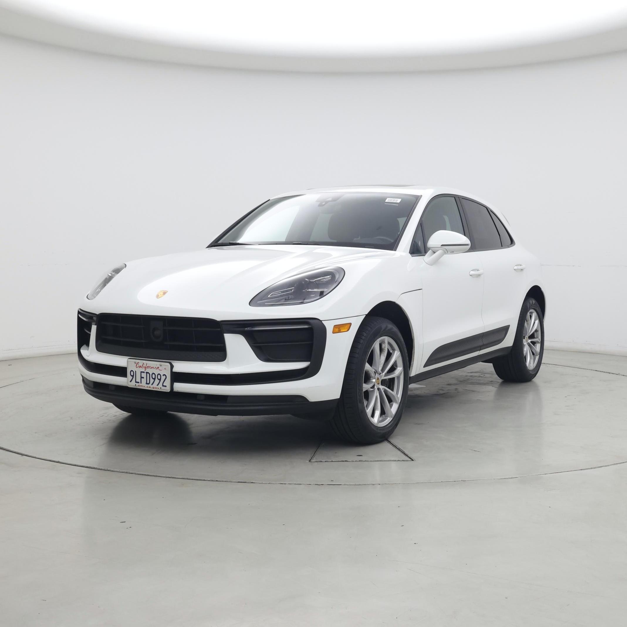 Thumbnail: 2024 Porsche Macan - 4