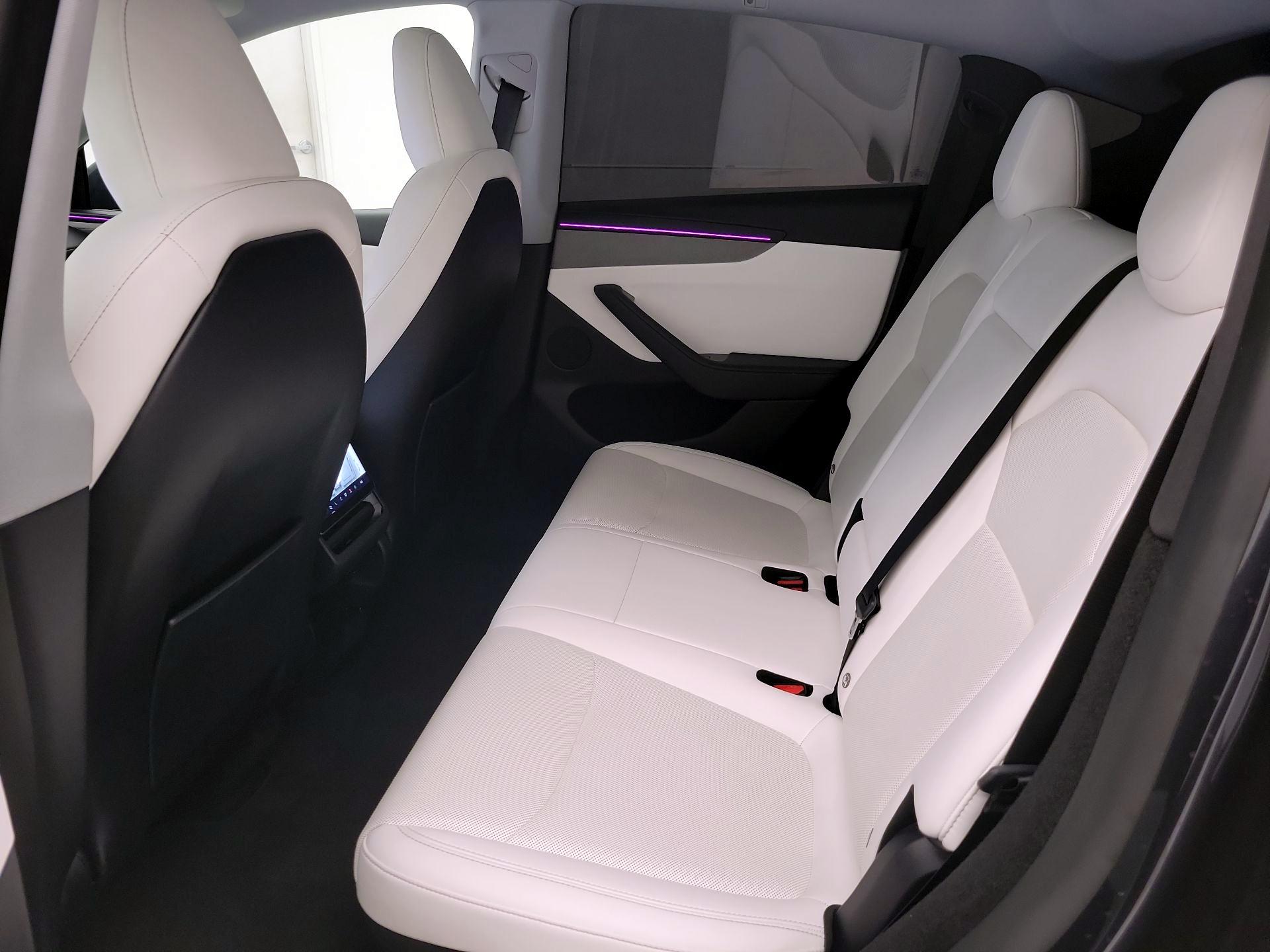 Thumbnail: 2026 Tesla Model Y - 19