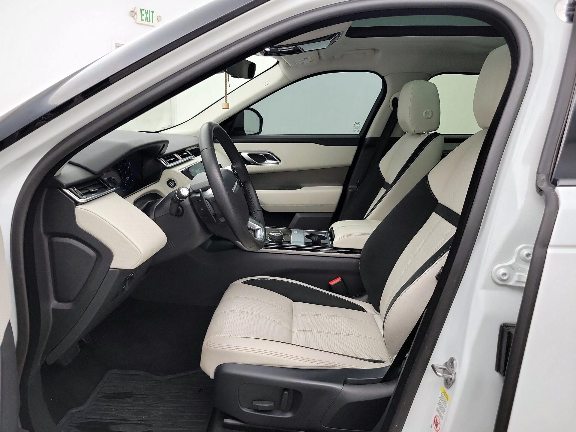 Thumbnail: 2019 Land Rover Range Rover Velar - 11