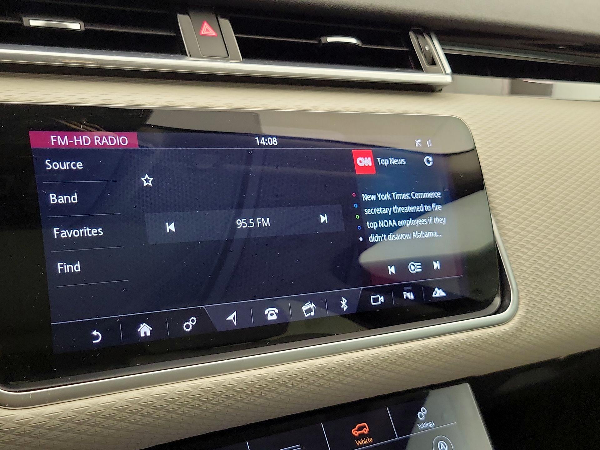 Thumbnail: 2019 Land Rover Range Rover Velar - 16