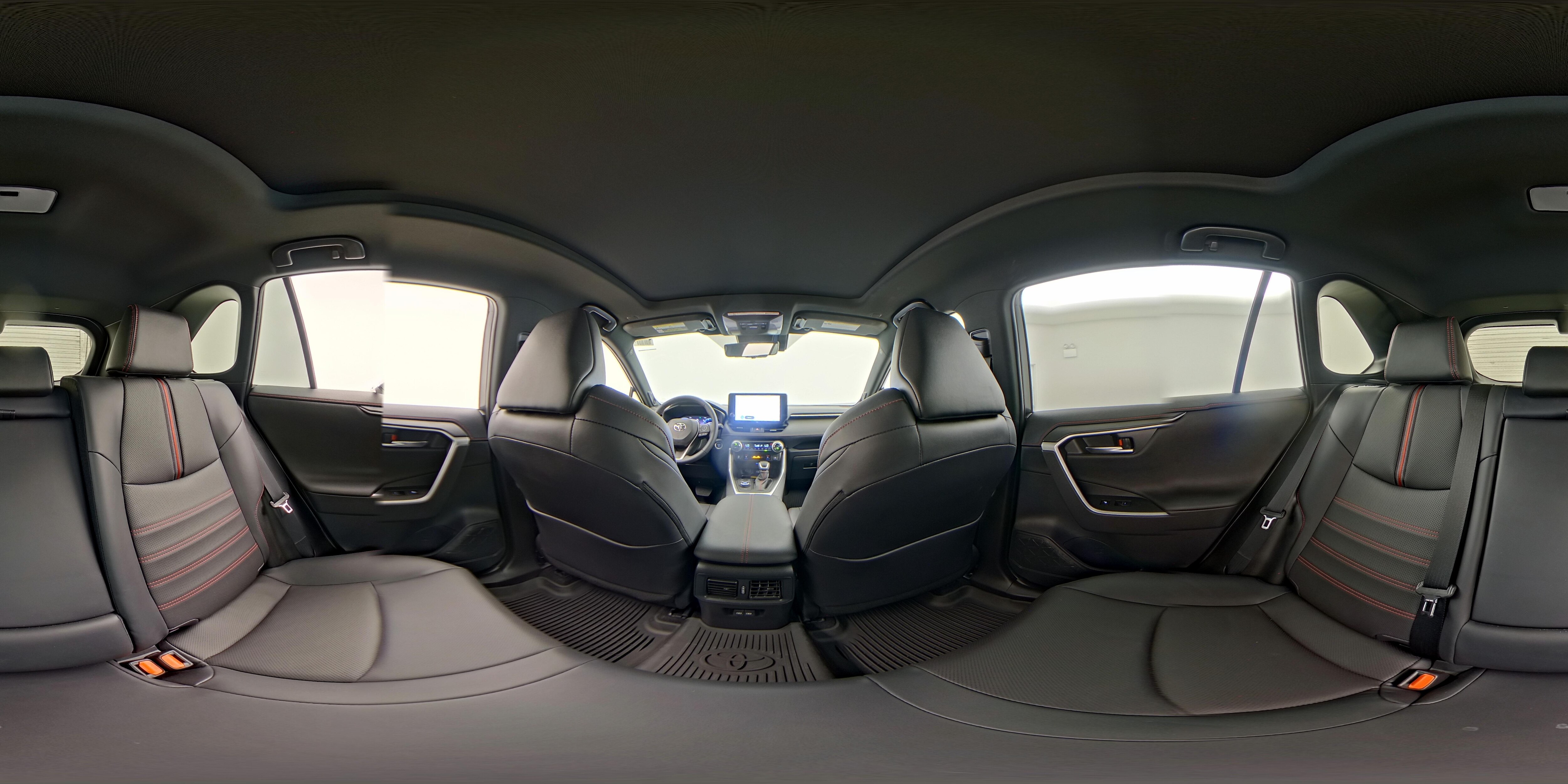 2025 Toyota RAV4 XSE - Photo 27
