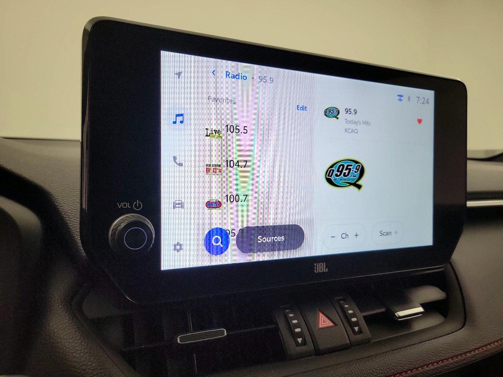 2025 Toyota RAV4 XSE - Photo 16