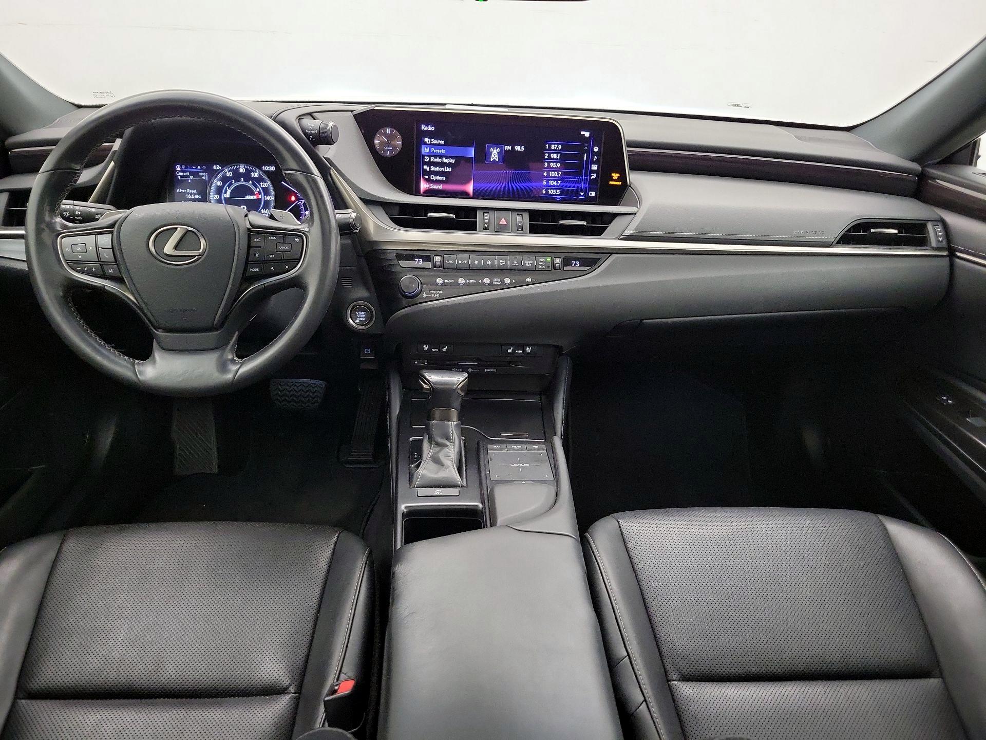 Thumbnail: 2019 Lexus ES - 9