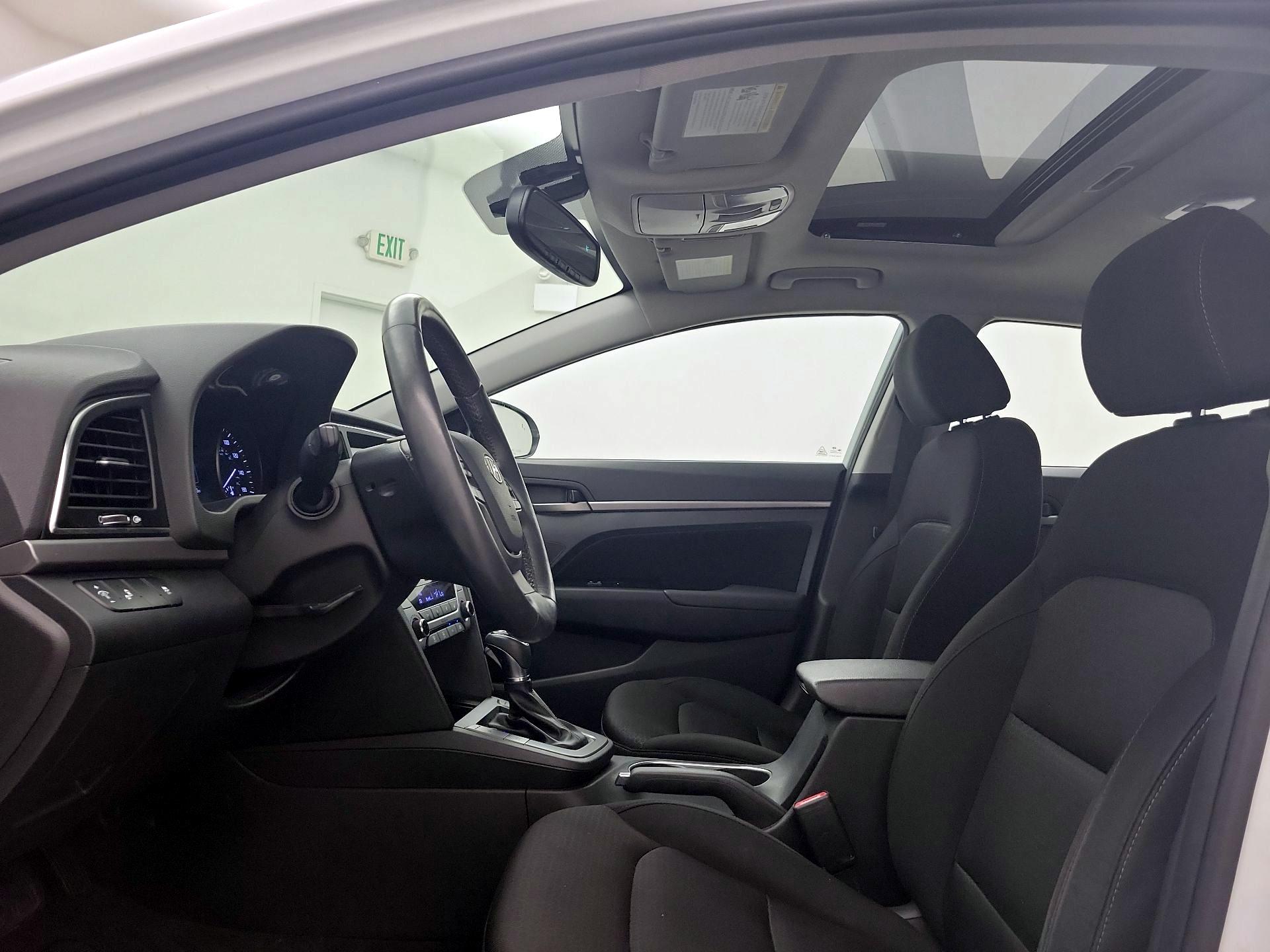 Thumbnail: 2018 Hyundai Elantra - 19