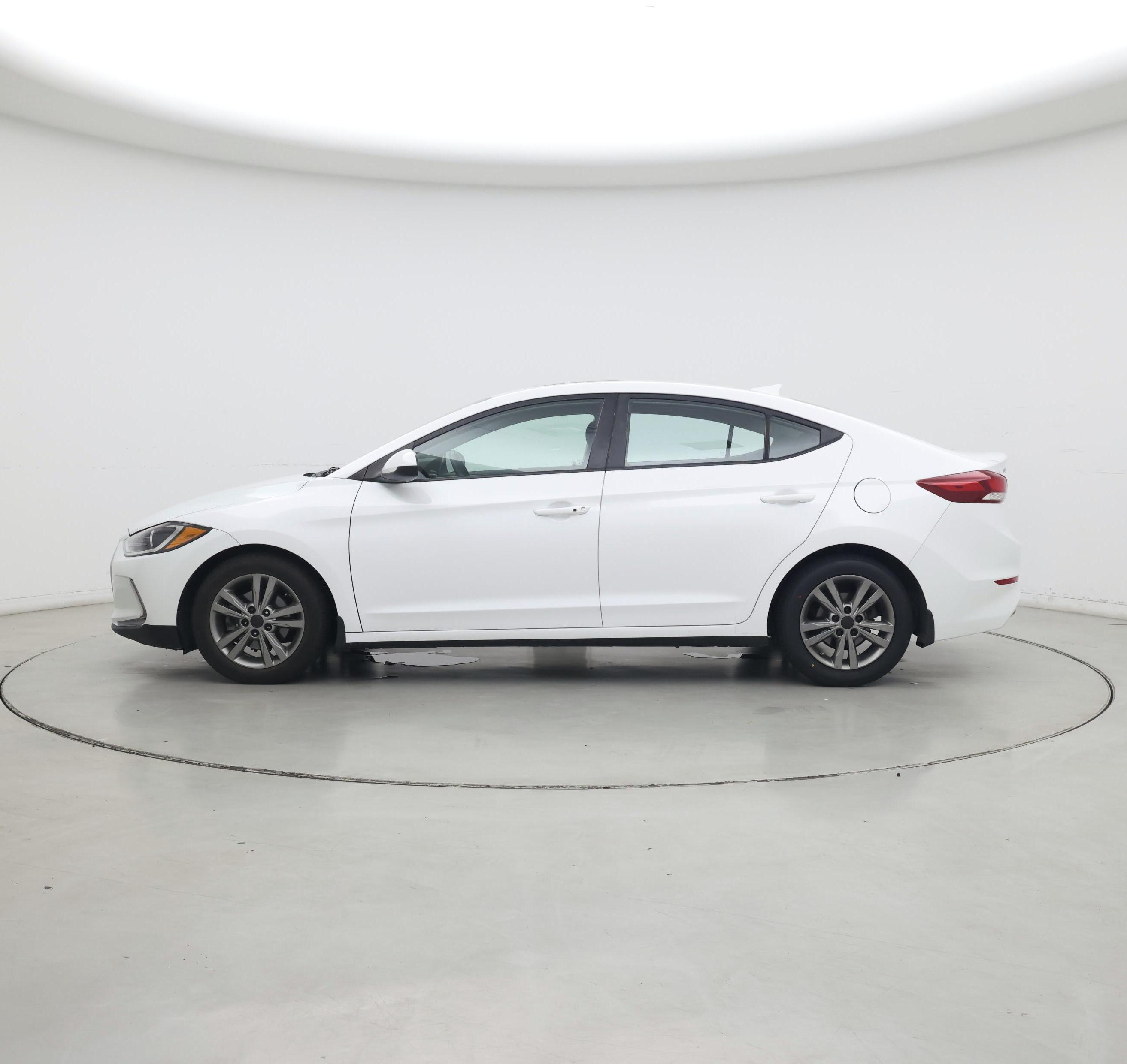 Thumbnail: 2018 Hyundai Elantra - 3