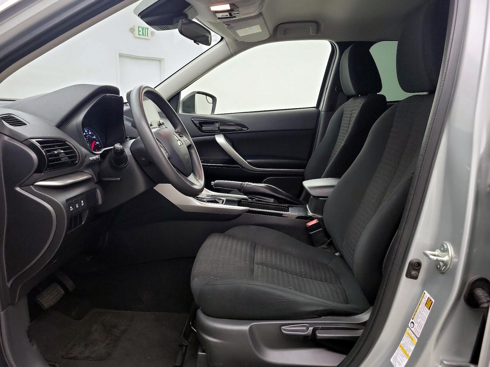 2024 Mitsubishi Eclipse Cross LE - Photo 12