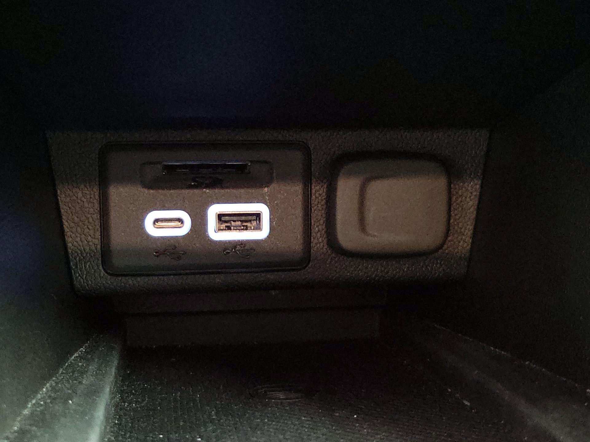 Thumbnail: 2023 Chevrolet Bolt EV - 18