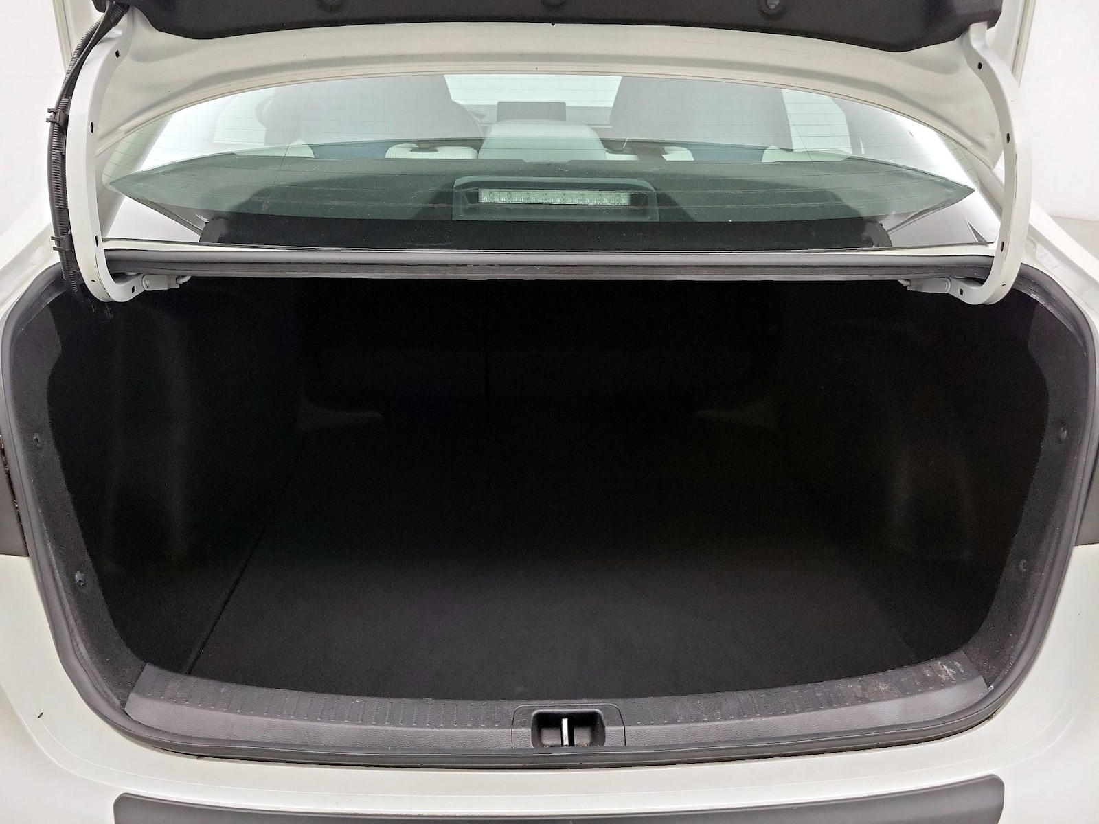 2021 Toyota Corolla LE - Photo 21