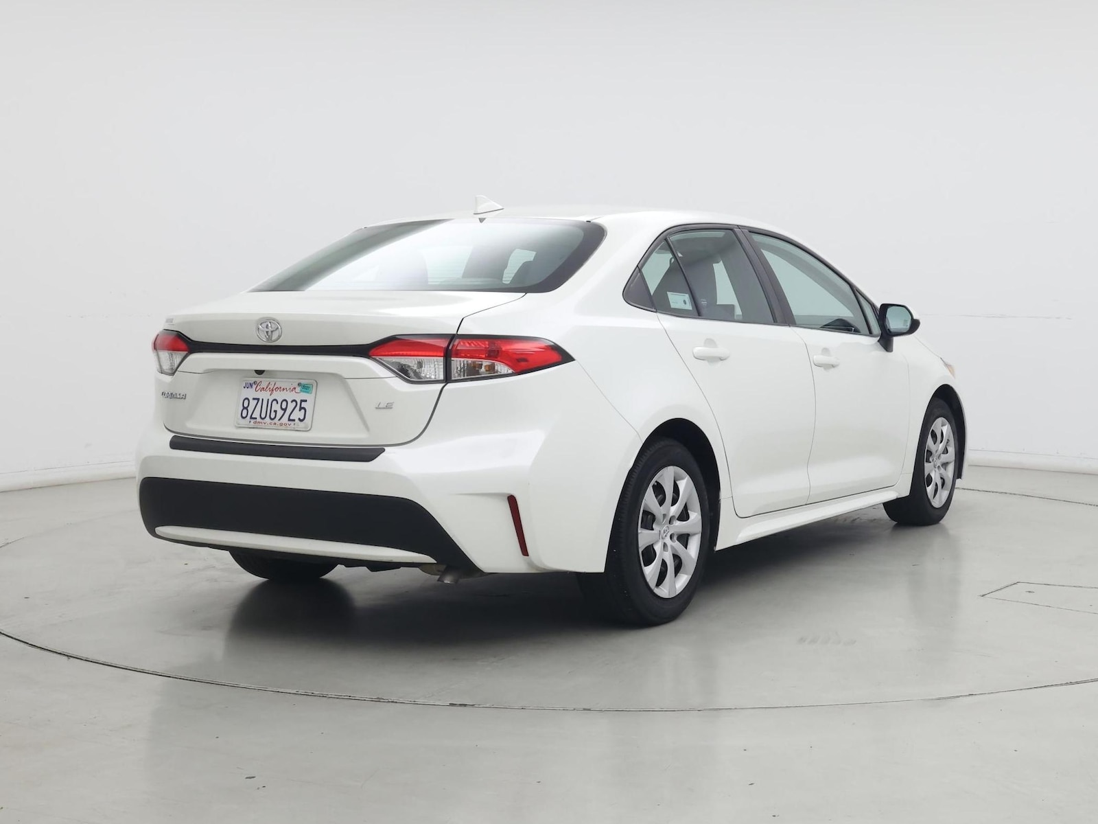 2021 Toyota Corolla LE - Photo 9