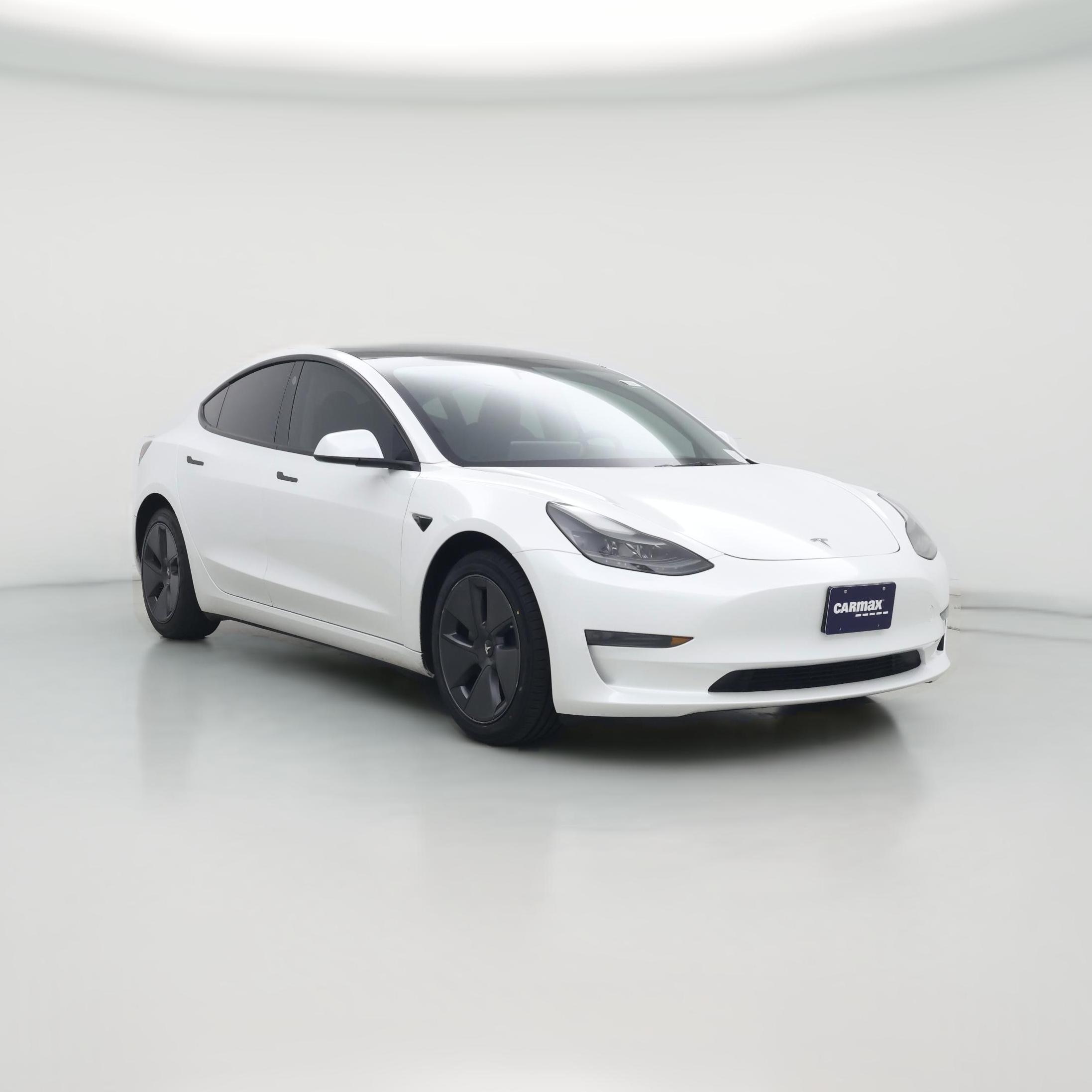 Thumbnail: 2023 Tesla Model 3 - 1
