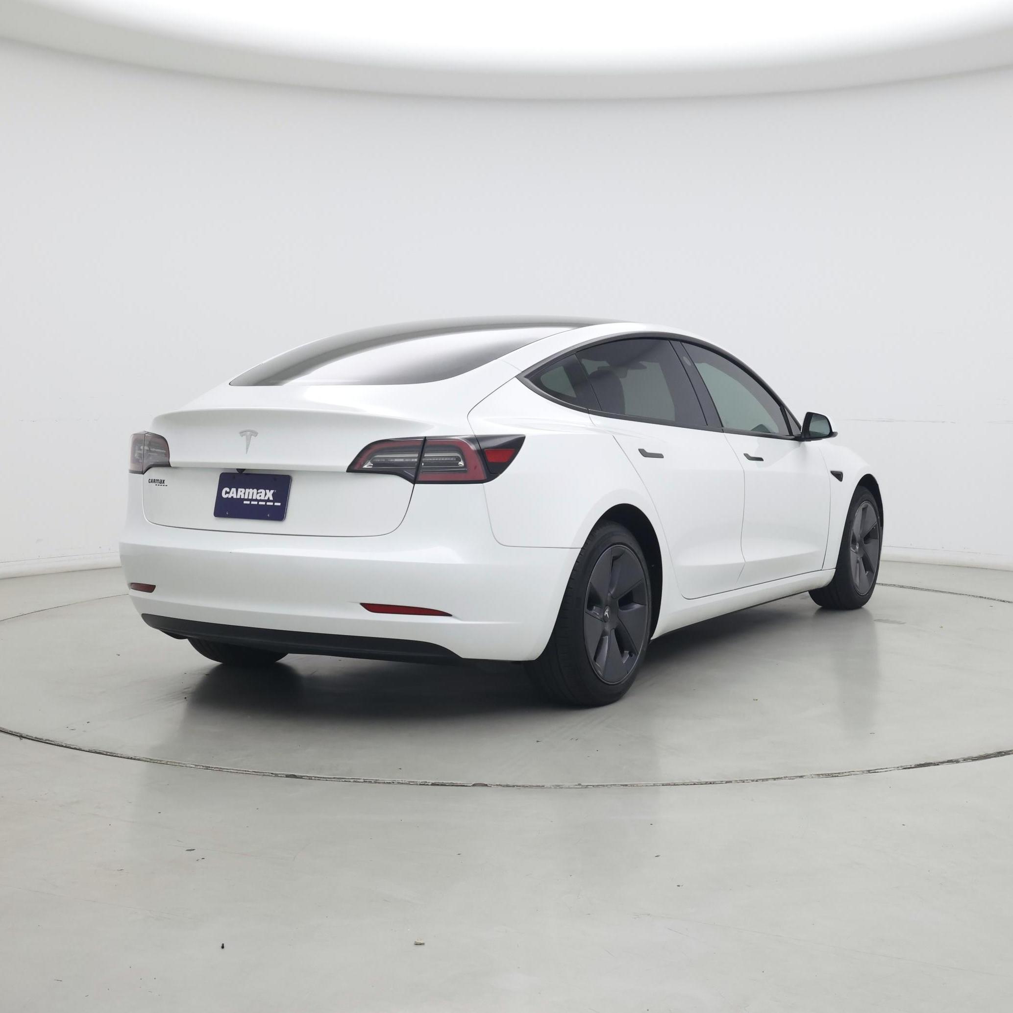 Thumbnail: 2023 Tesla Model 3 - 8