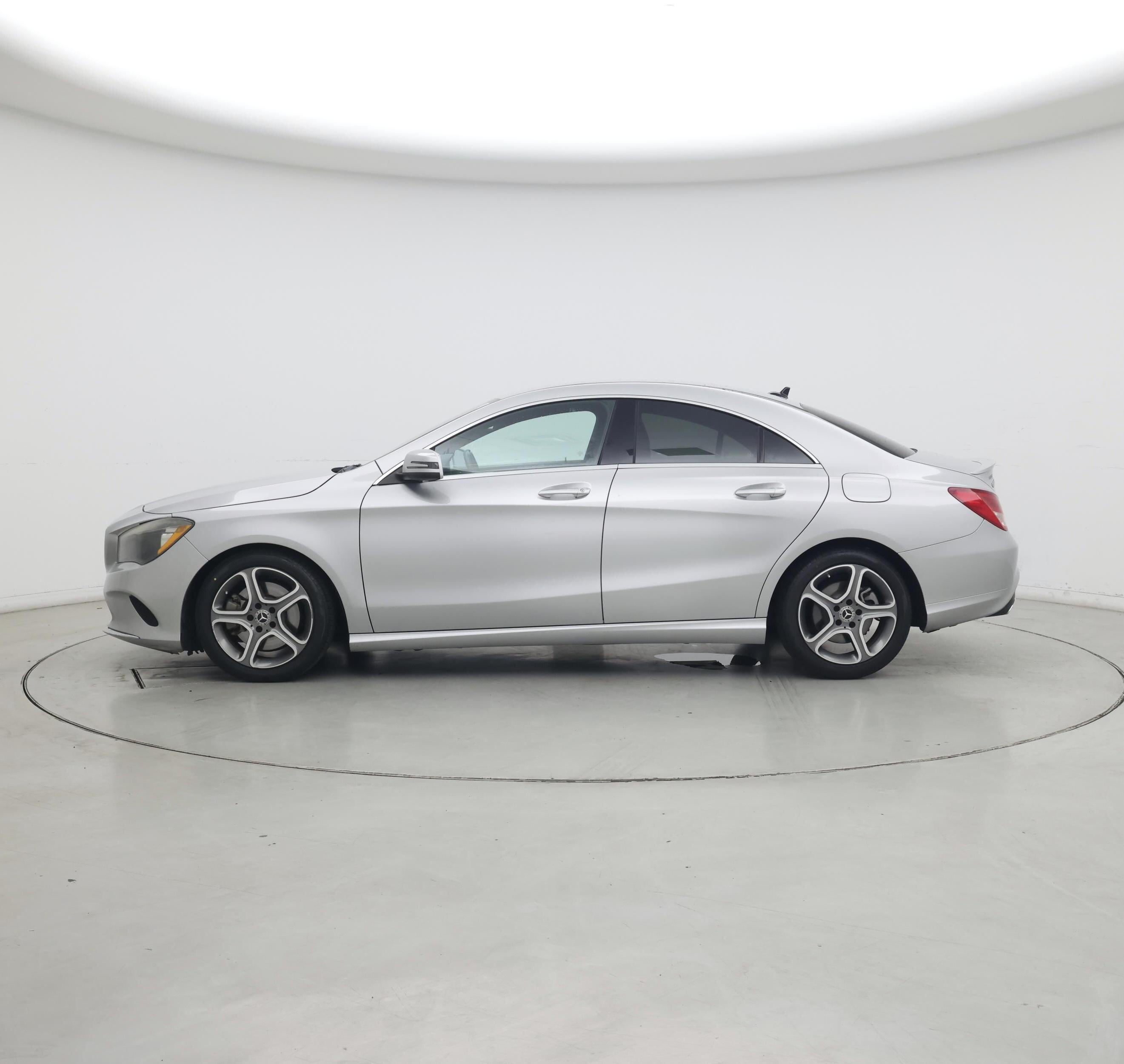 Thumbnail: 2018 Mercedes-Benz CLA - 3