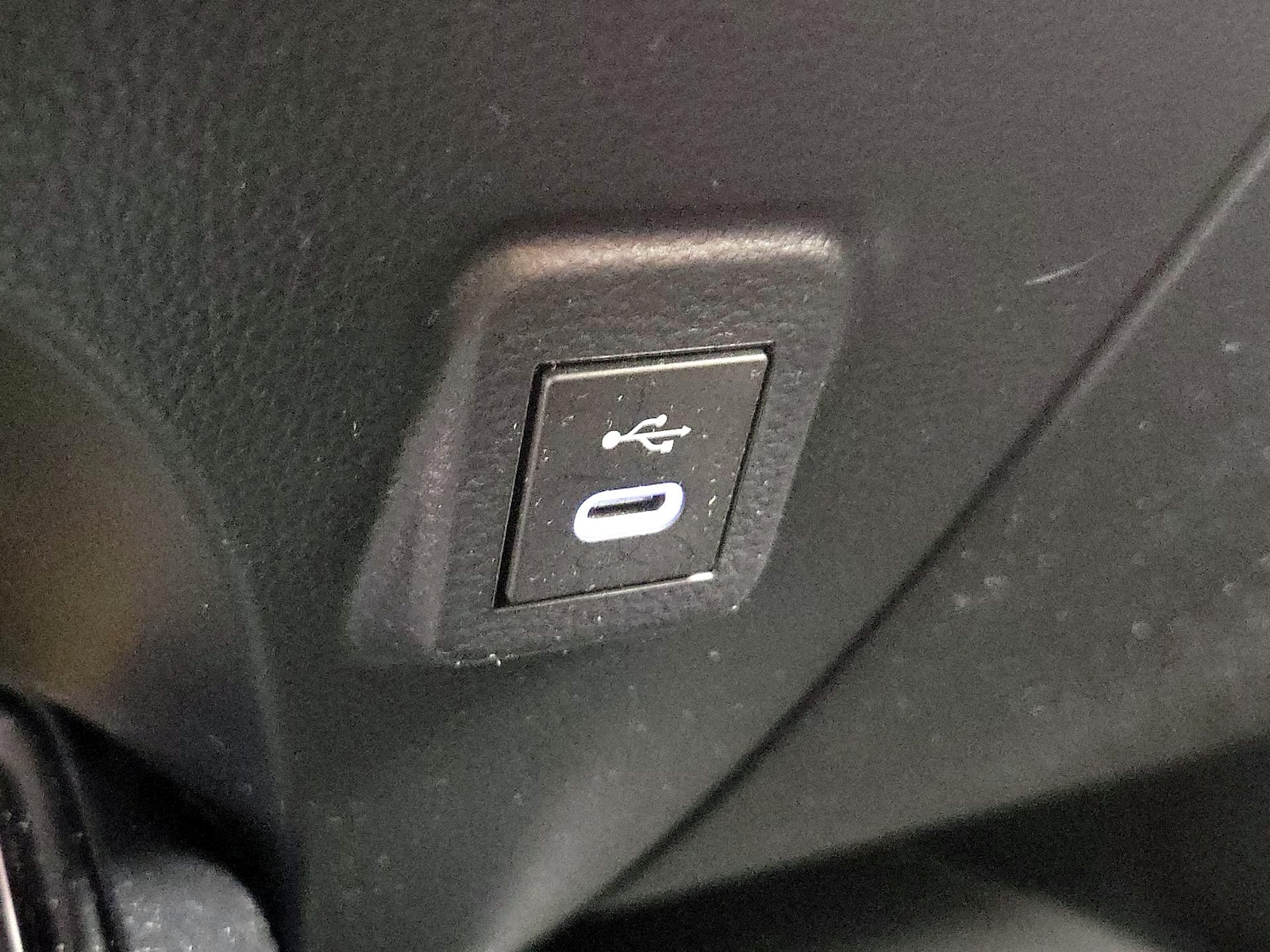 2023 Toyota GR Corolla Core - Photo 19