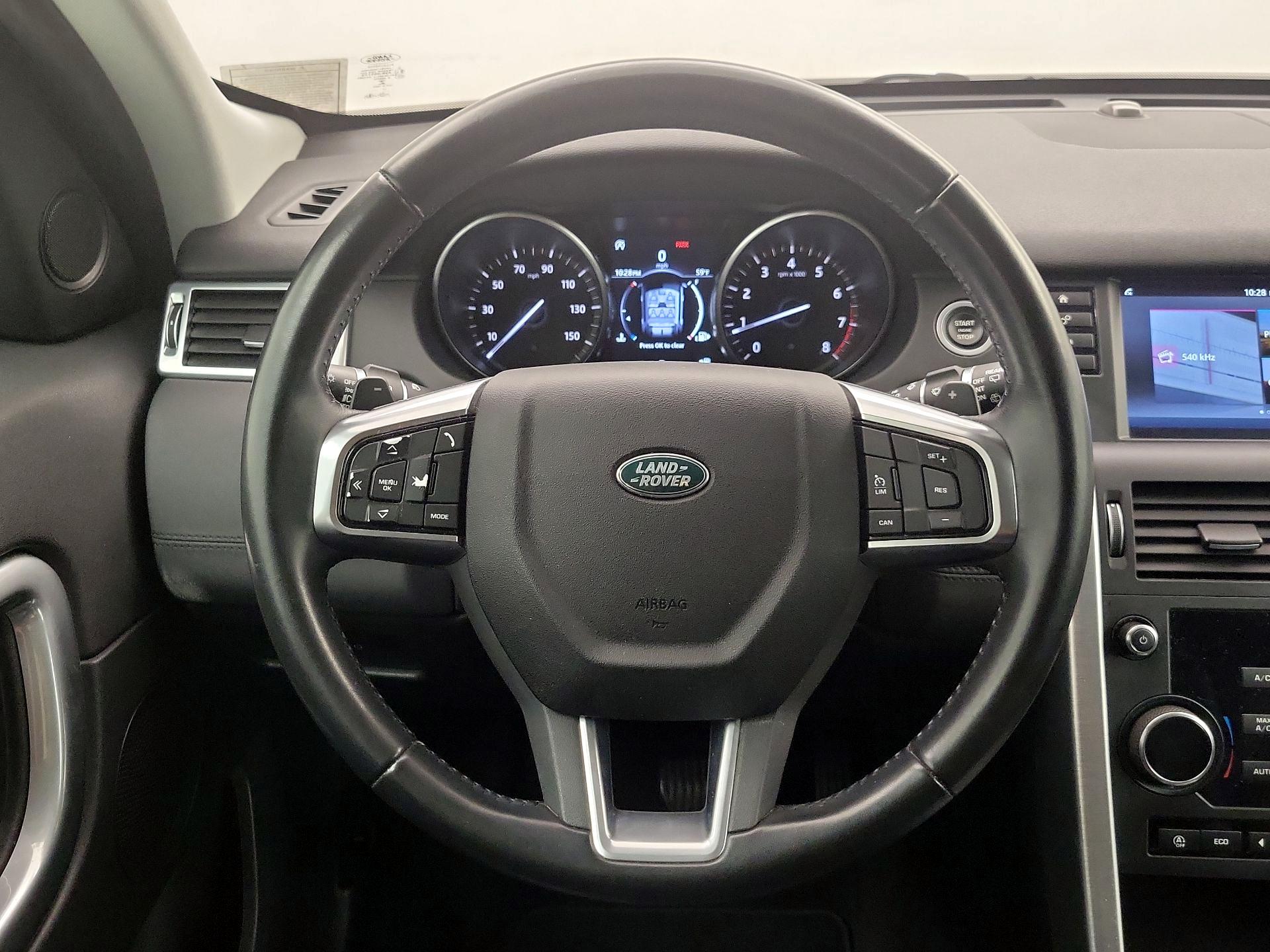 Thumbnail: 2018 Land Rover Discovery Sport - 10