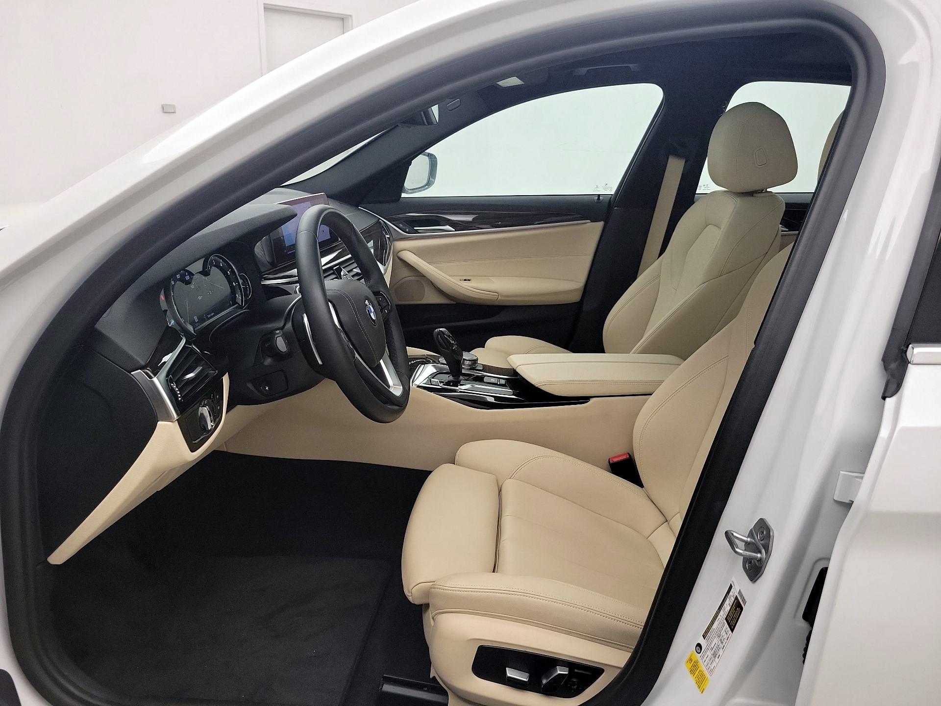 Thumbnail: 2019 BMW 5 Series - 11
