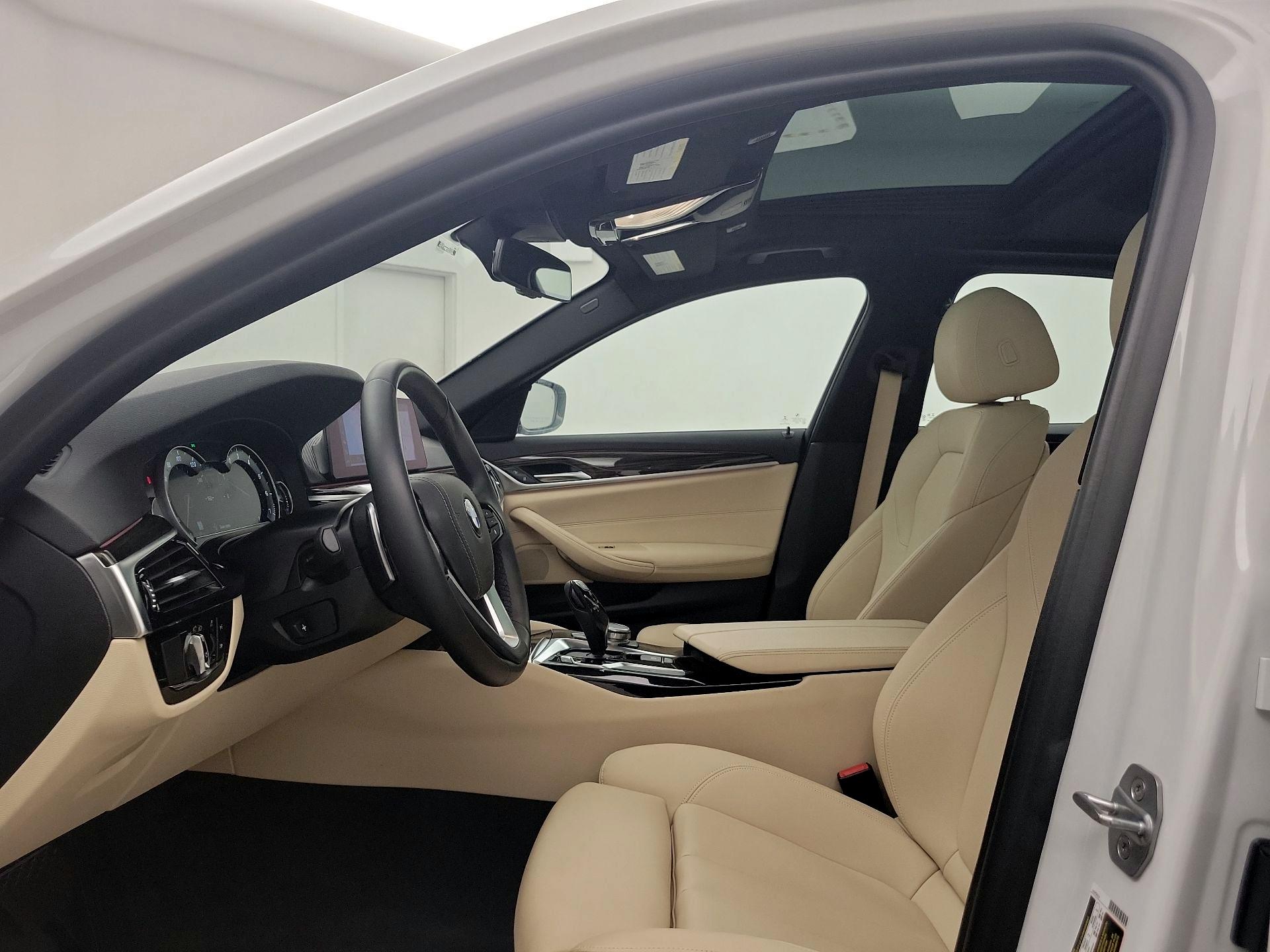 Thumbnail: 2019 BMW 5 Series - 20