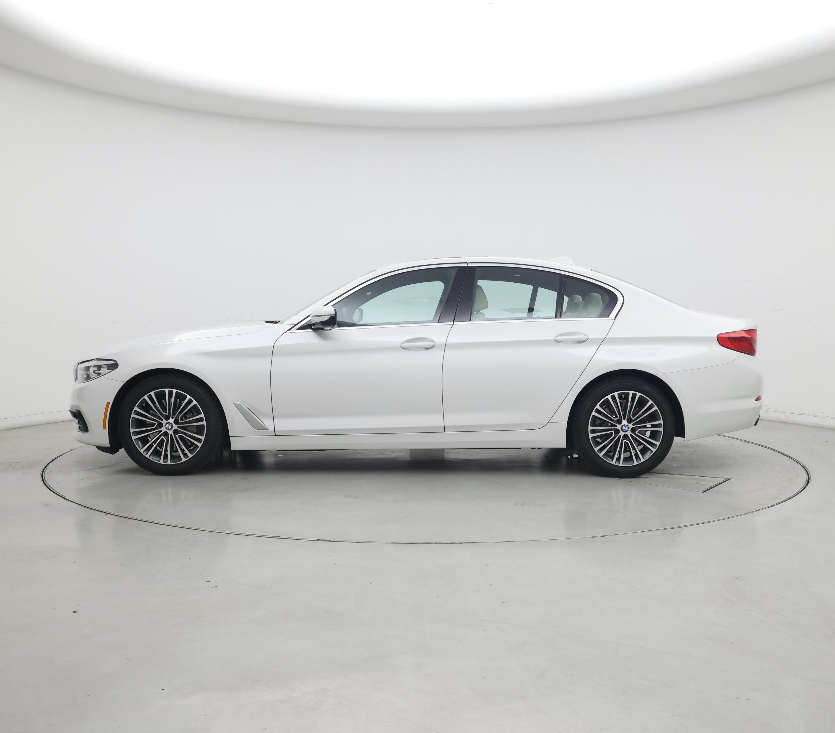 Thumbnail: 2019 BMW 5 Series - 3