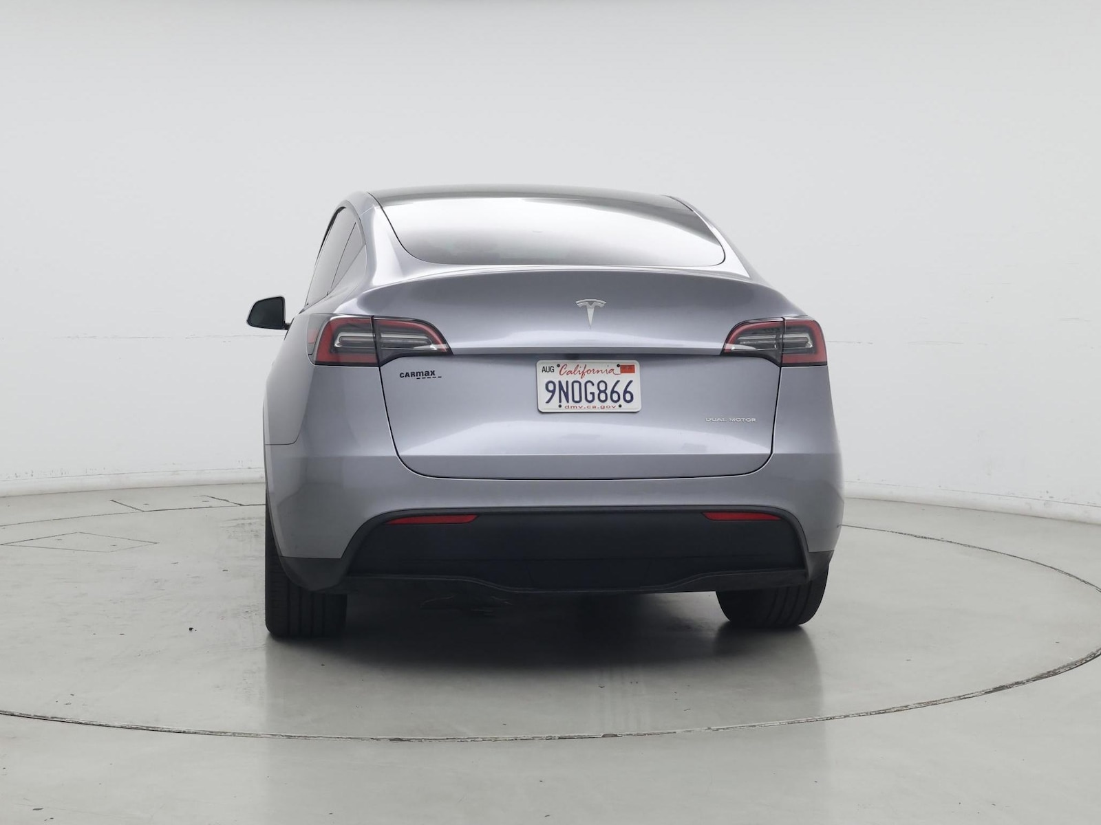2024 Tesla Model Y Long Range - Photo 7