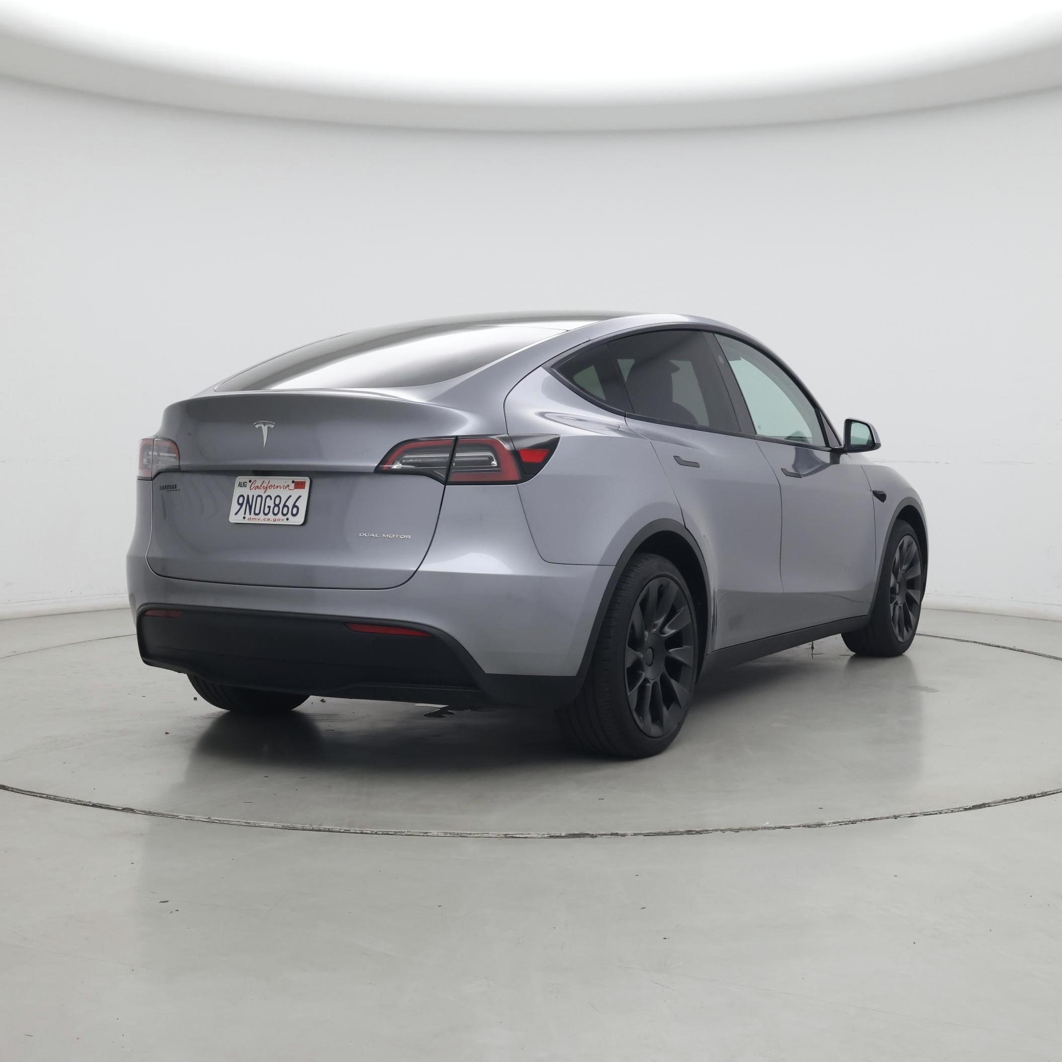 Thumbnail: 2024 Tesla Model Y - 8