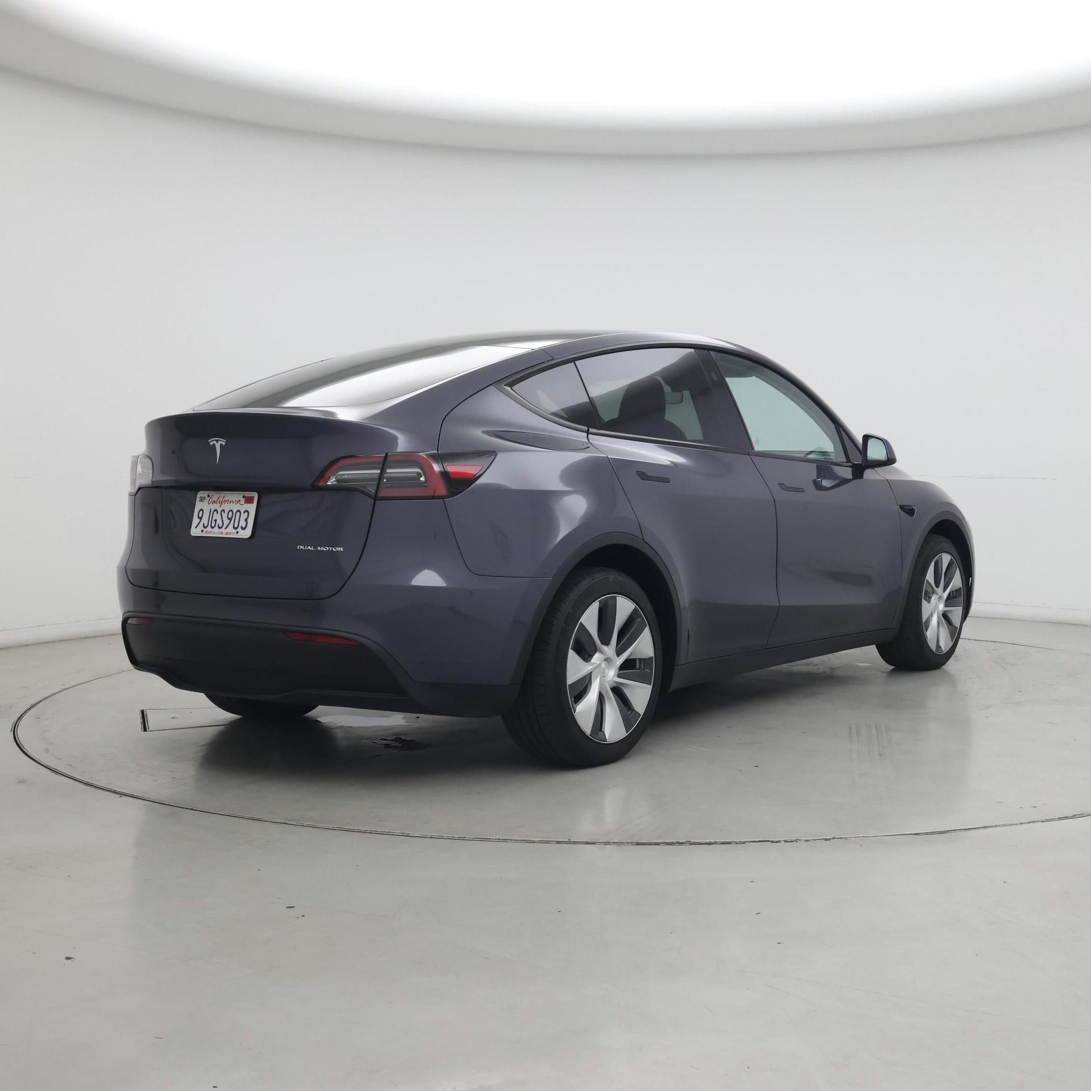Thumbnail: 2023 Tesla Model Y - 8