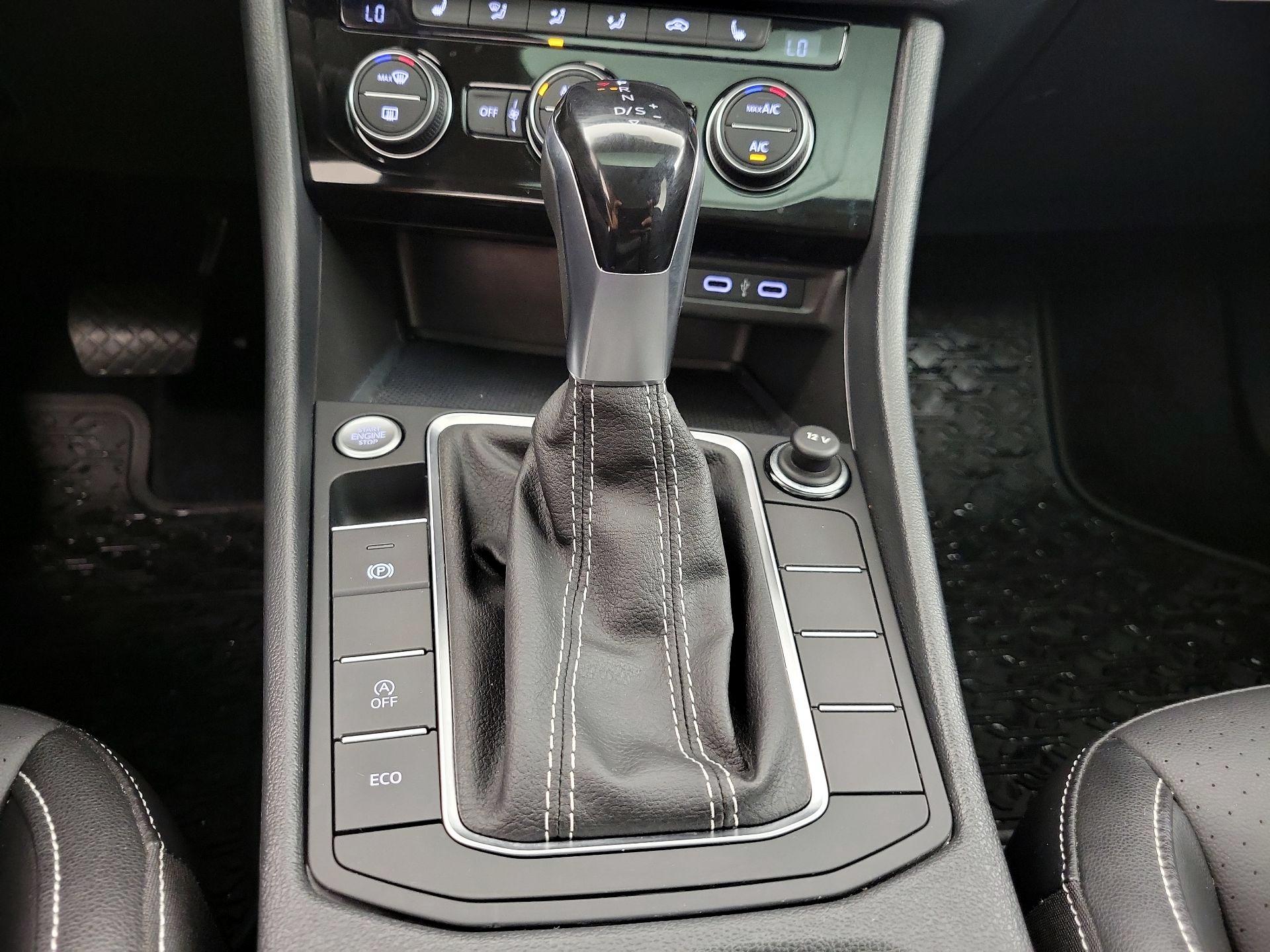 Thumbnail: 2022 Volkswagen Jetta - 17