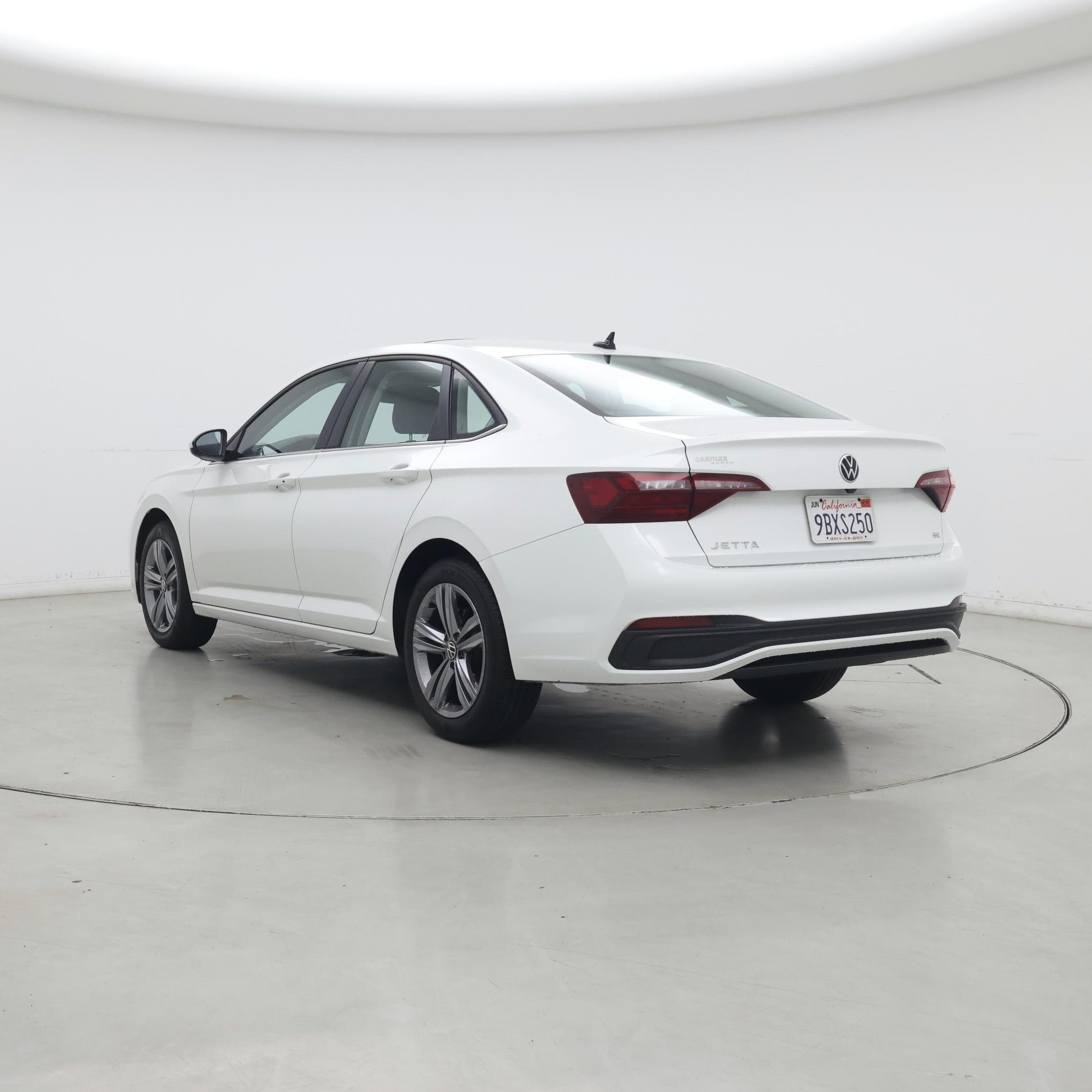 Thumbnail: 2022 Volkswagen Jetta - 2