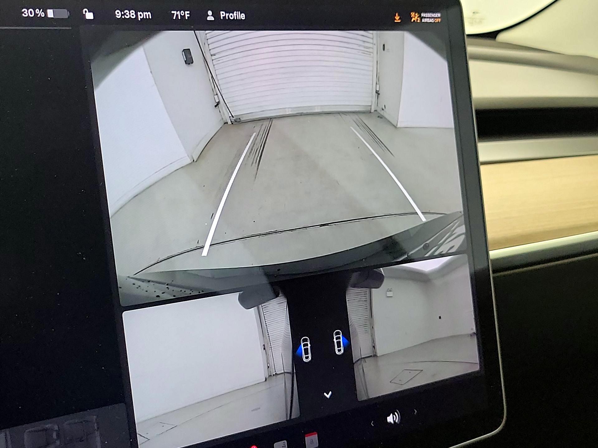 Thumbnail: 2021 Tesla Model 3 - 14