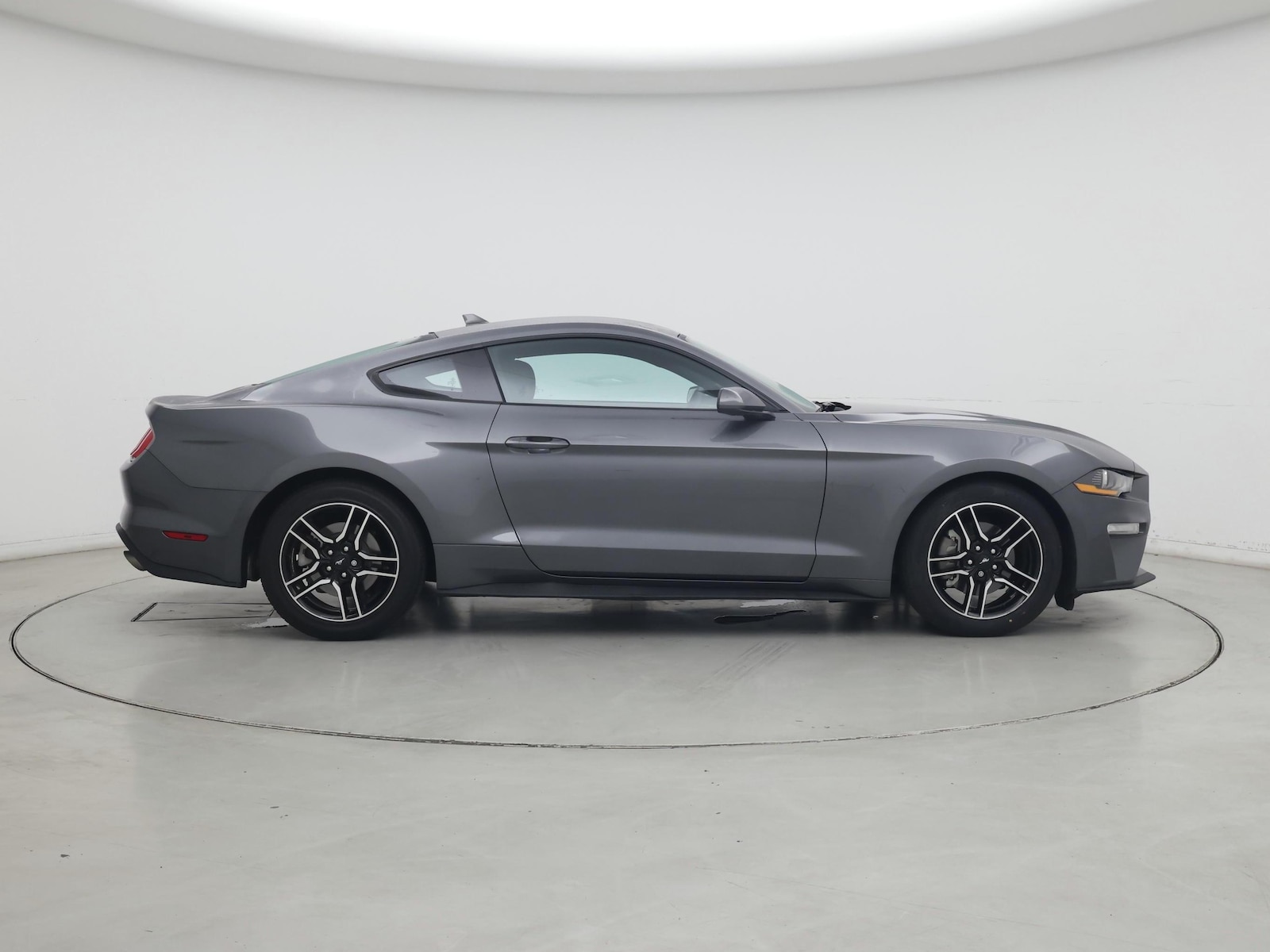 2022 Ford Mustang EcoBoost - Photo 8