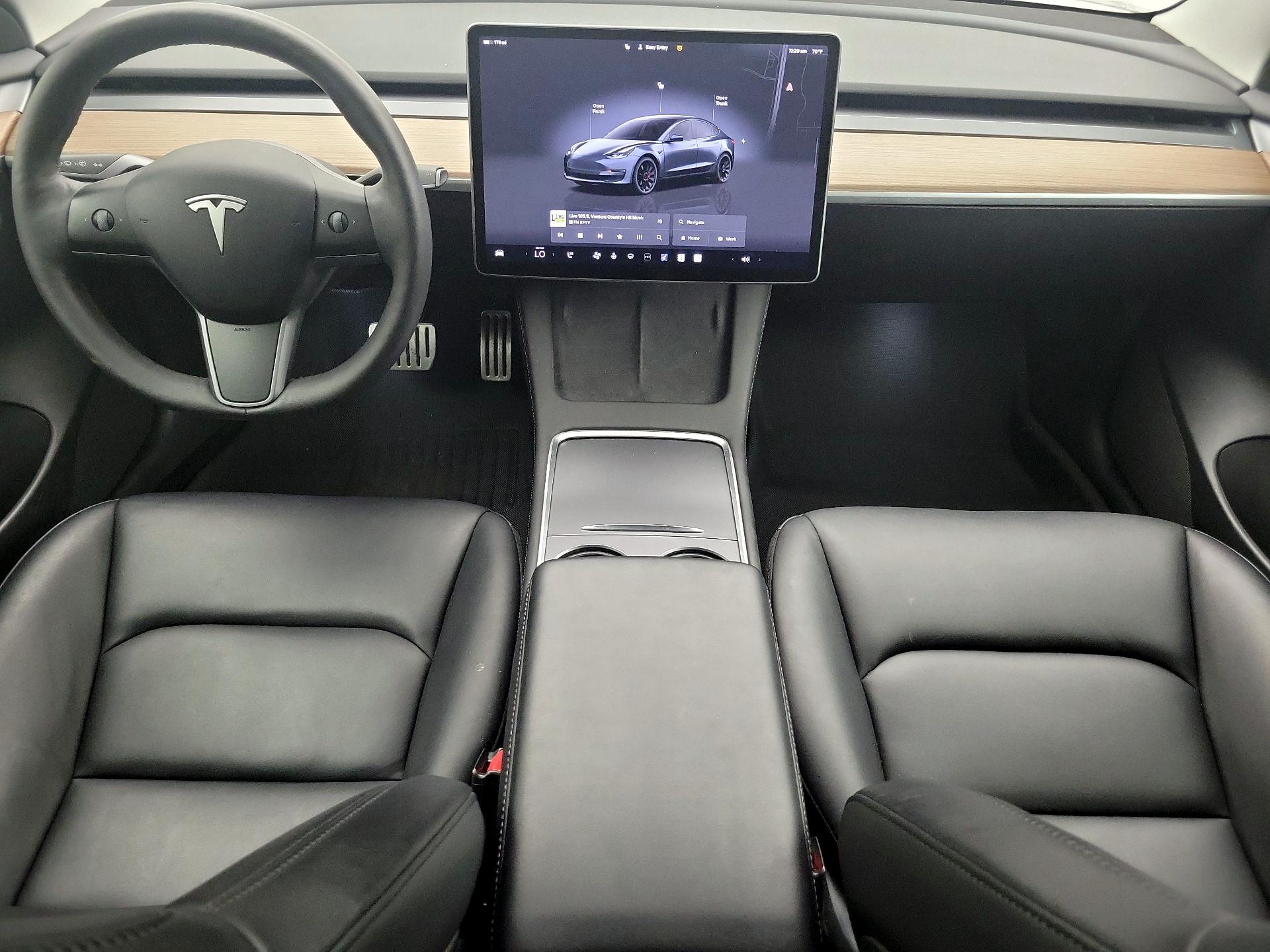 Thumbnail: 2023 Tesla Model 3 - 9
