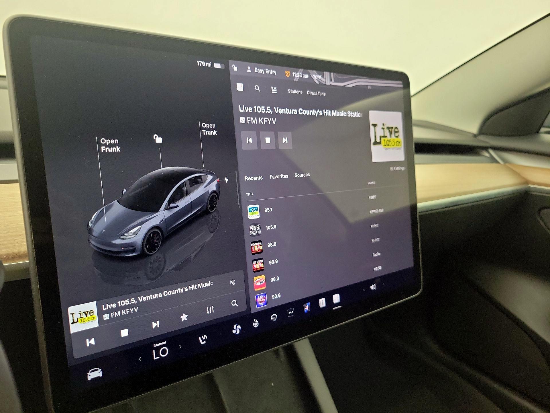 Thumbnail: 2023 Tesla Model 3 - 15