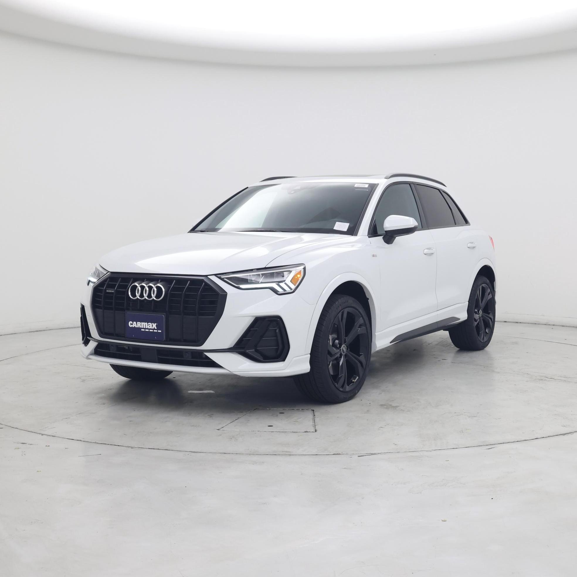 Thumbnail: 2024 Audi Q3 - 4