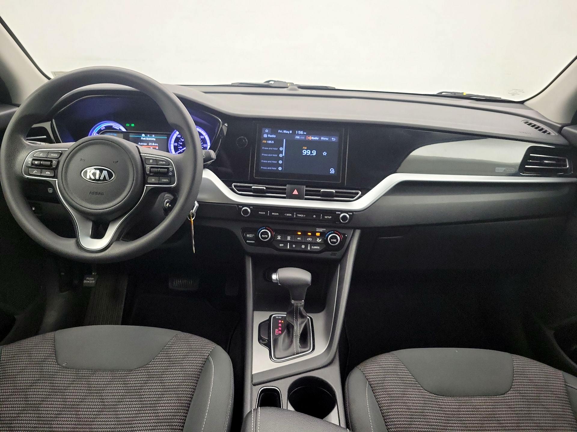 Thumbnail: 2020 Kia Niro - 9