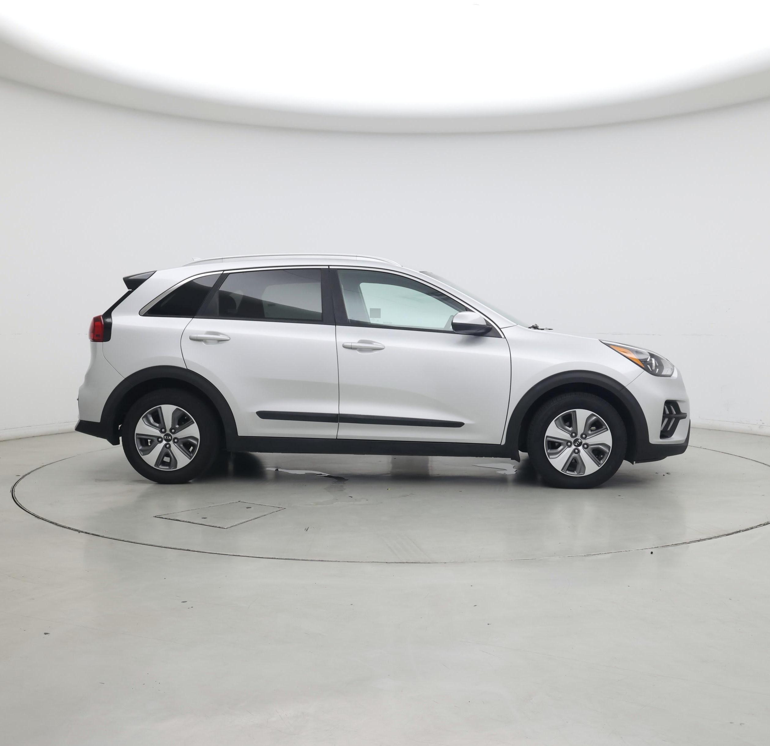 Thumbnail: 2020 Kia Niro - 7