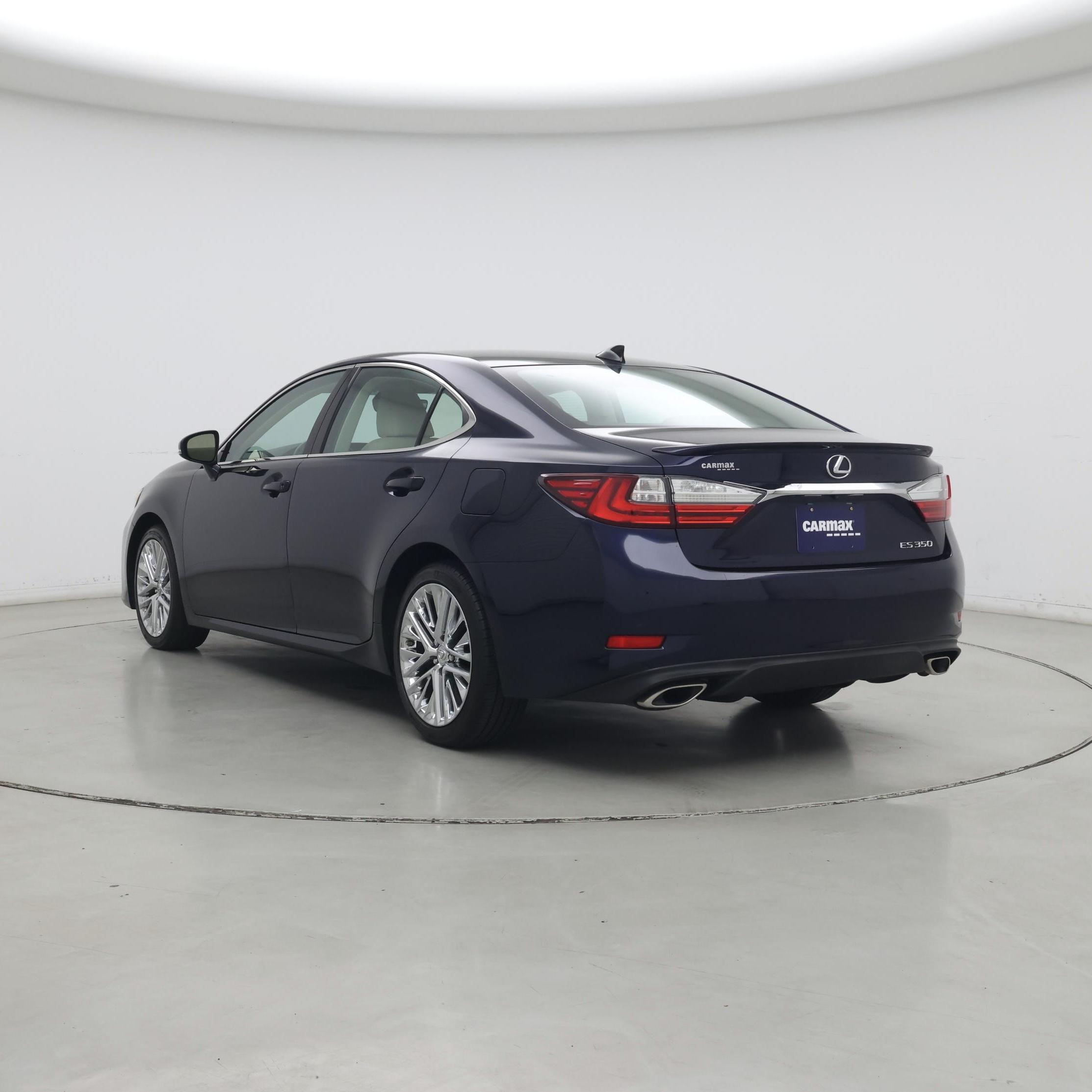 Thumbnail: 2018 Lexus ES - 2