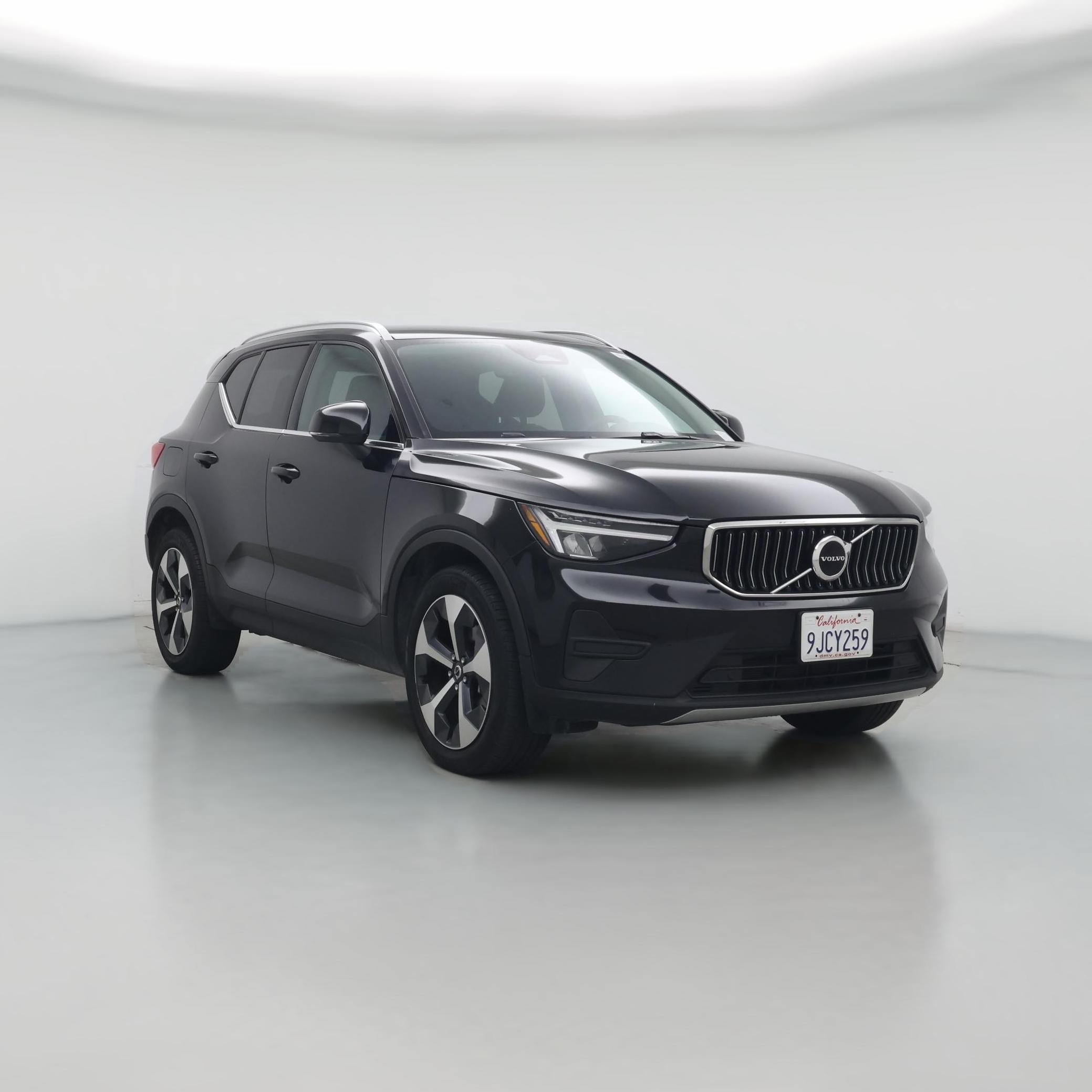 Thumbnail: 2024 Volvo XC40 - 1