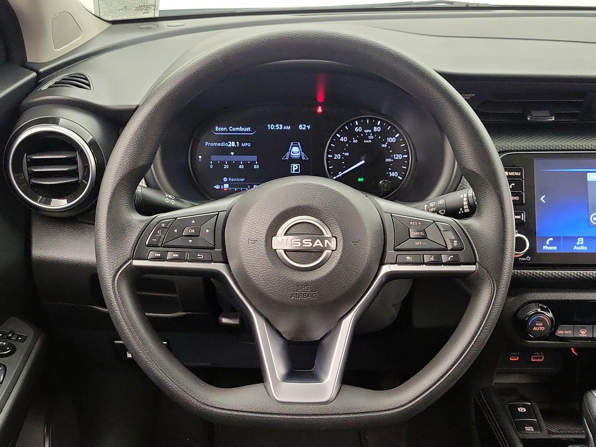 Thumbnail: 2022 Nissan Kicks - 10