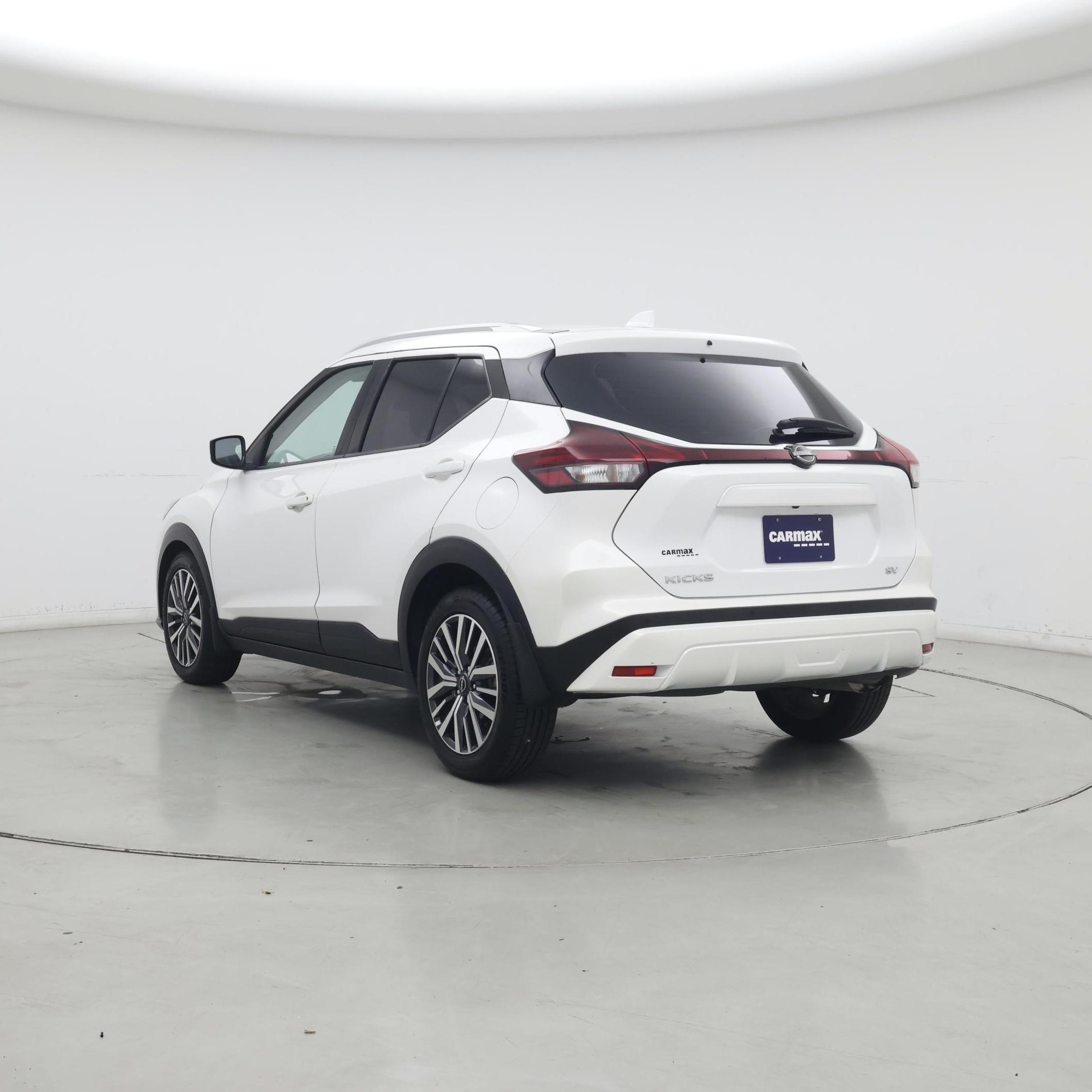Thumbnail: 2022 Nissan Kicks - 2