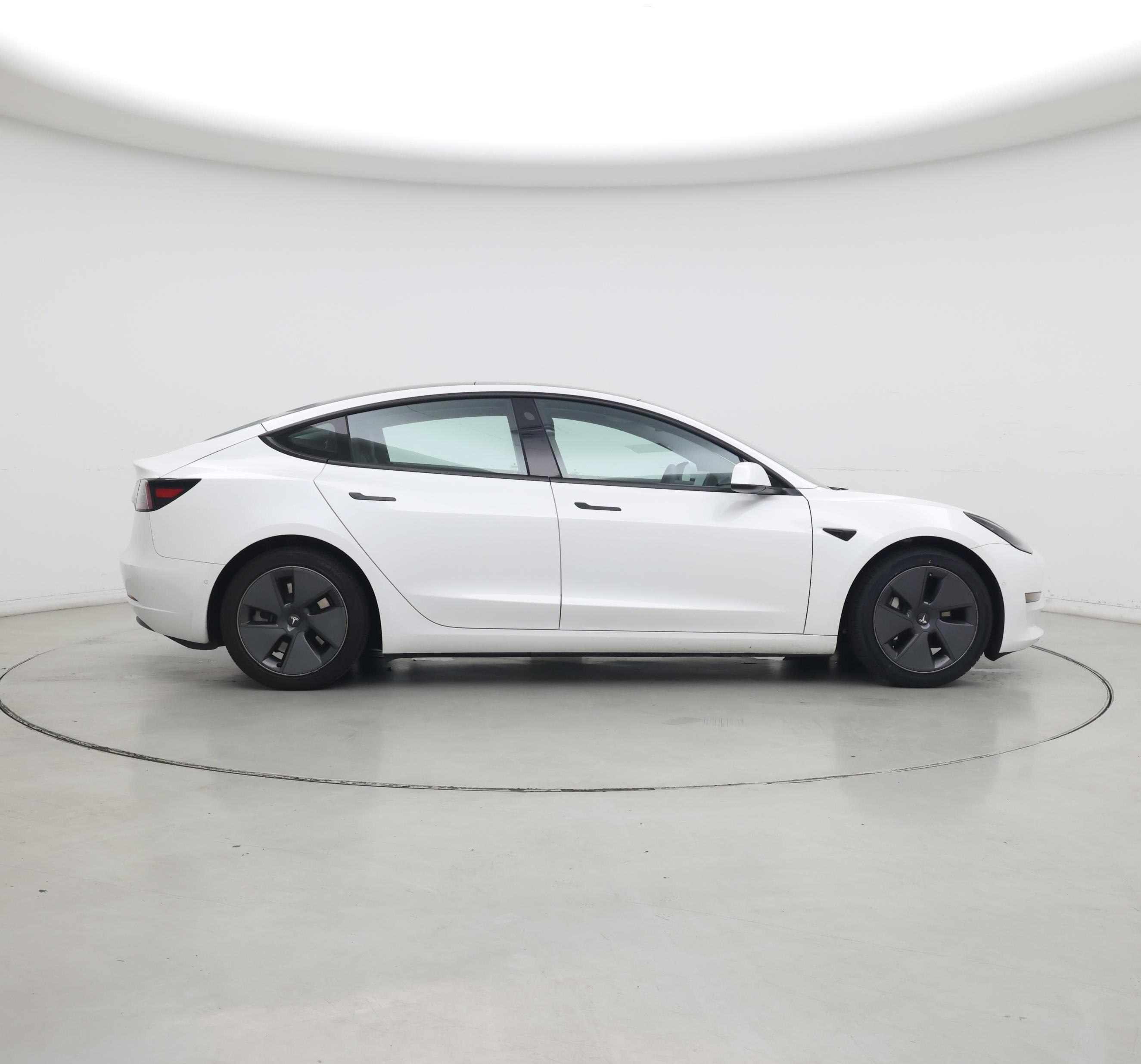 Thumbnail: 2021 Tesla Model 3 - 7